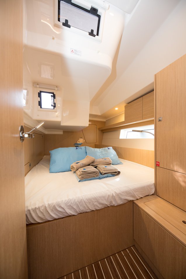 Bavaria C45 - 3 cab. — photo 7