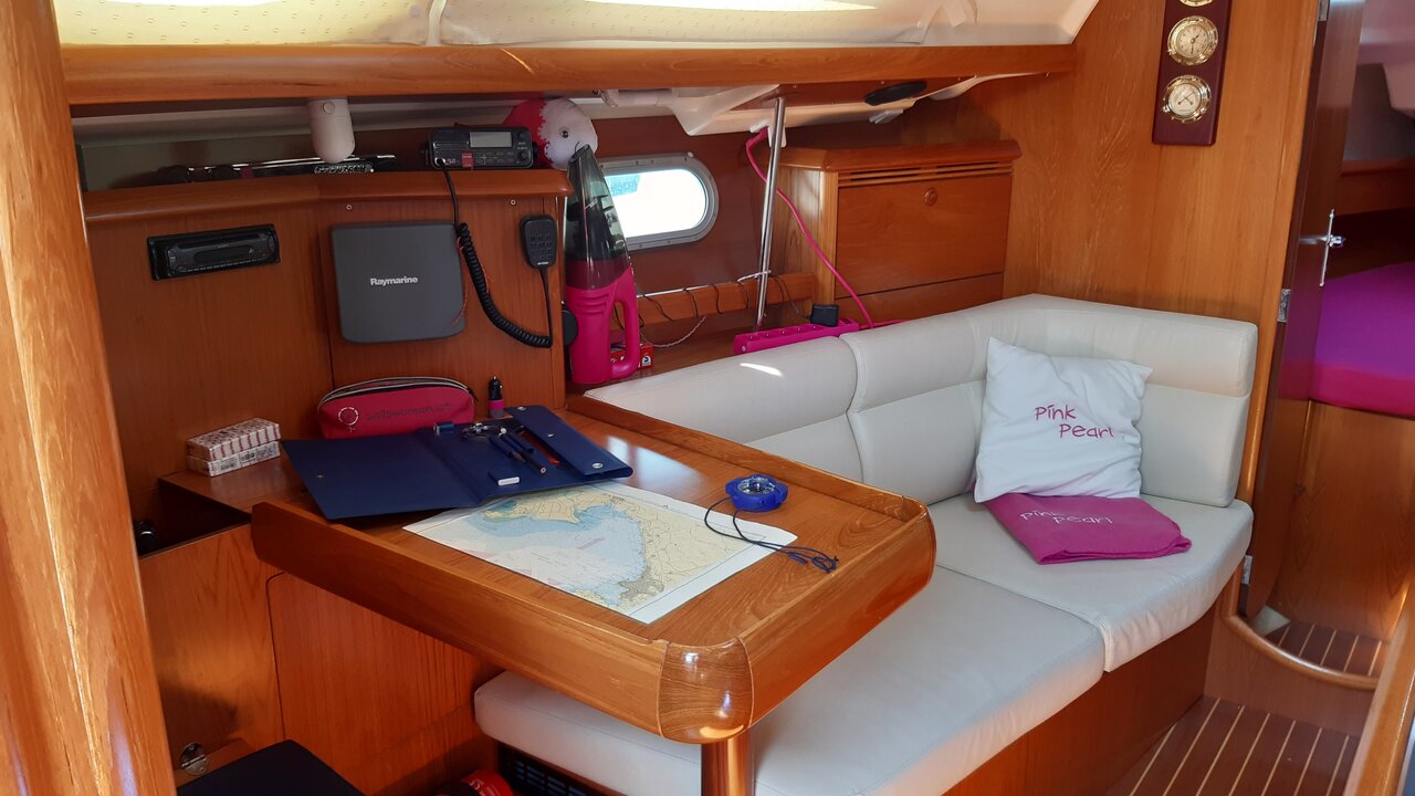 Sun Odyssey 37 — photo 5