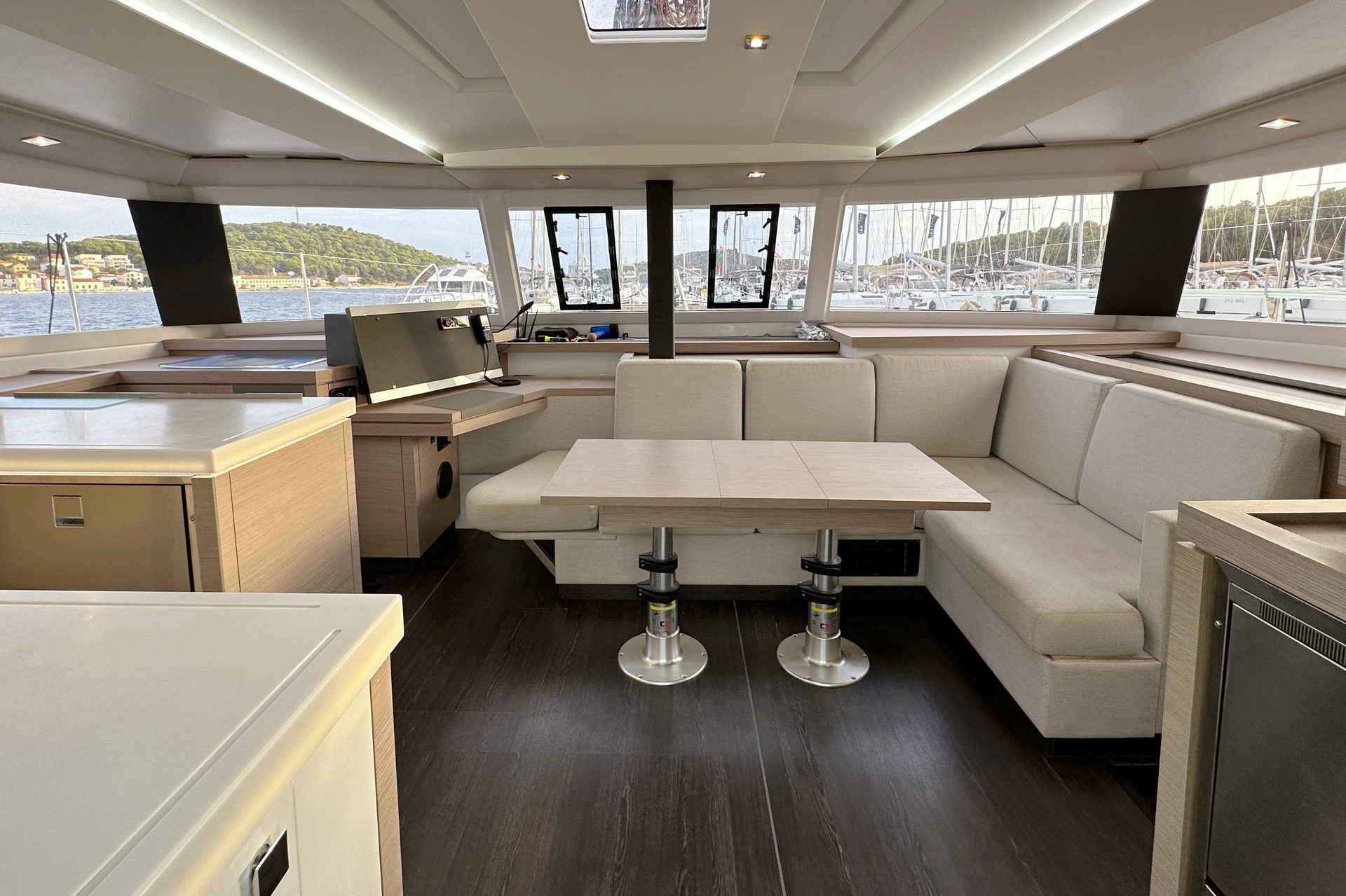 Fountaine Pajot Astrea 42 — photo 9