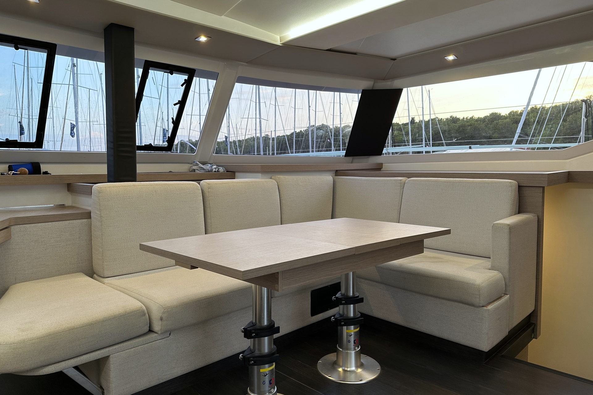 Fountaine Pajot Astrea 42 — photo 10