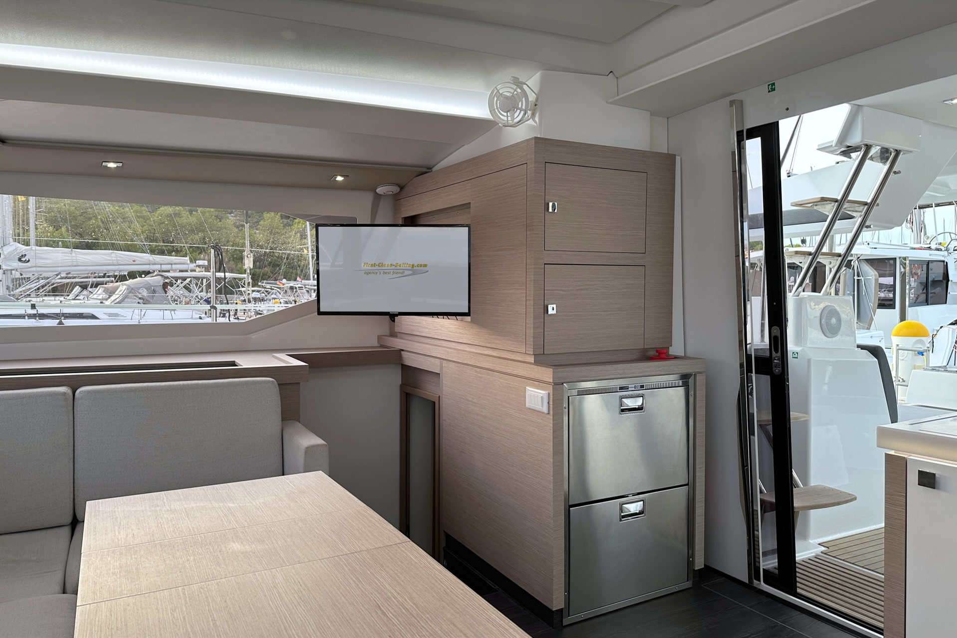 Fountaine Pajot Astrea 42 — photo 13