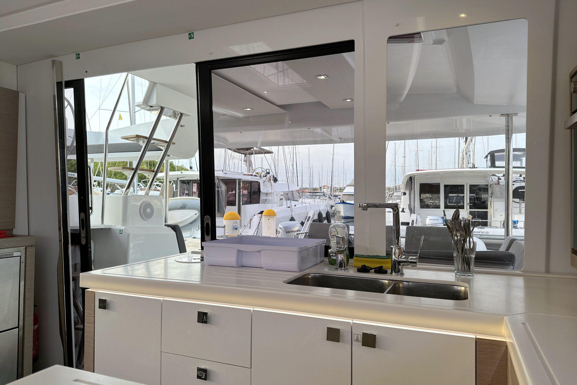 Fountaine Pajot Astrea 42 — photo 14