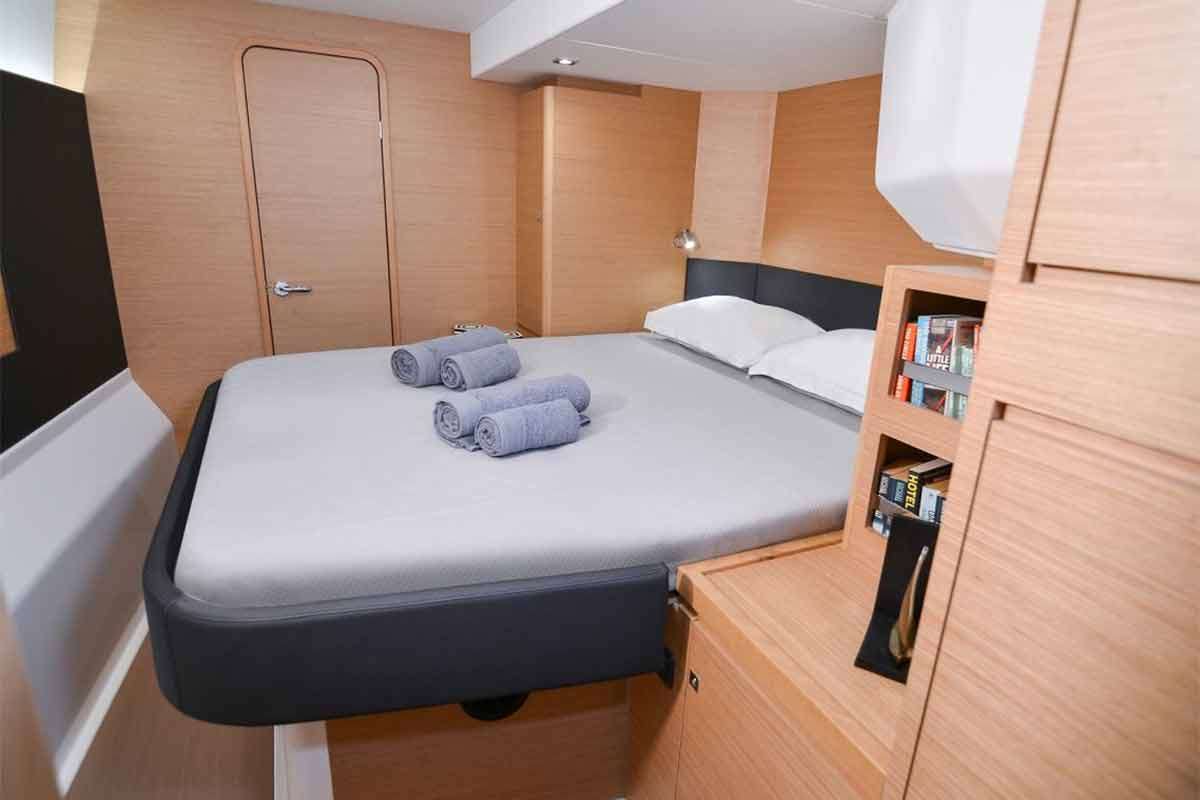 Dufour 48 Catamaran - 5 + 1 cab. — photo 11