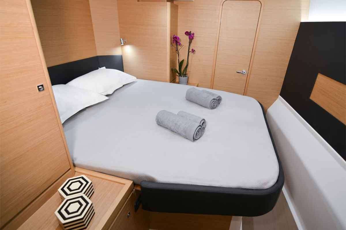 Dufour 48 Catamaran - 5 + 1 cab. — photo 12