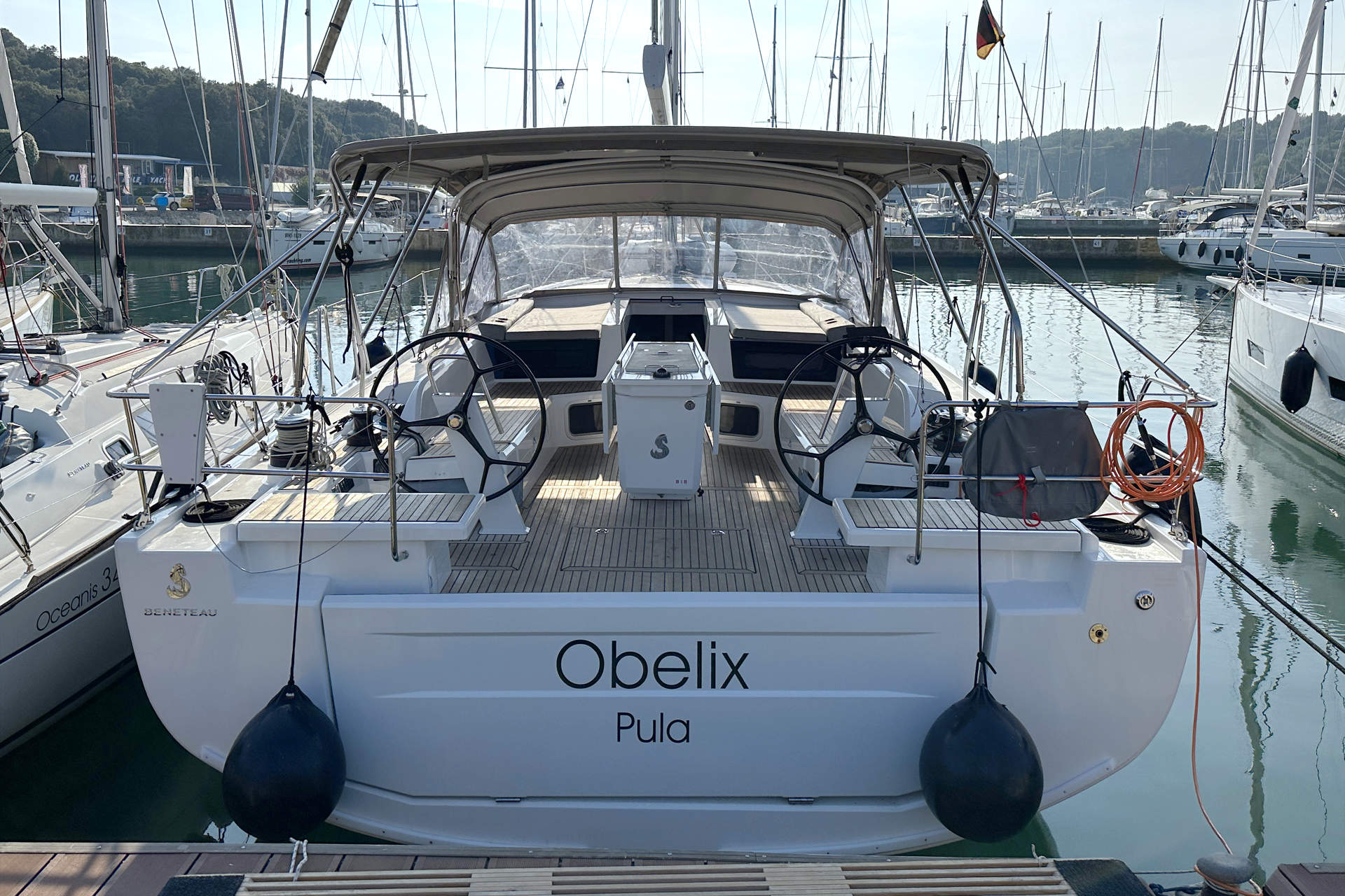 Oceanis 51.1 — photo 18
