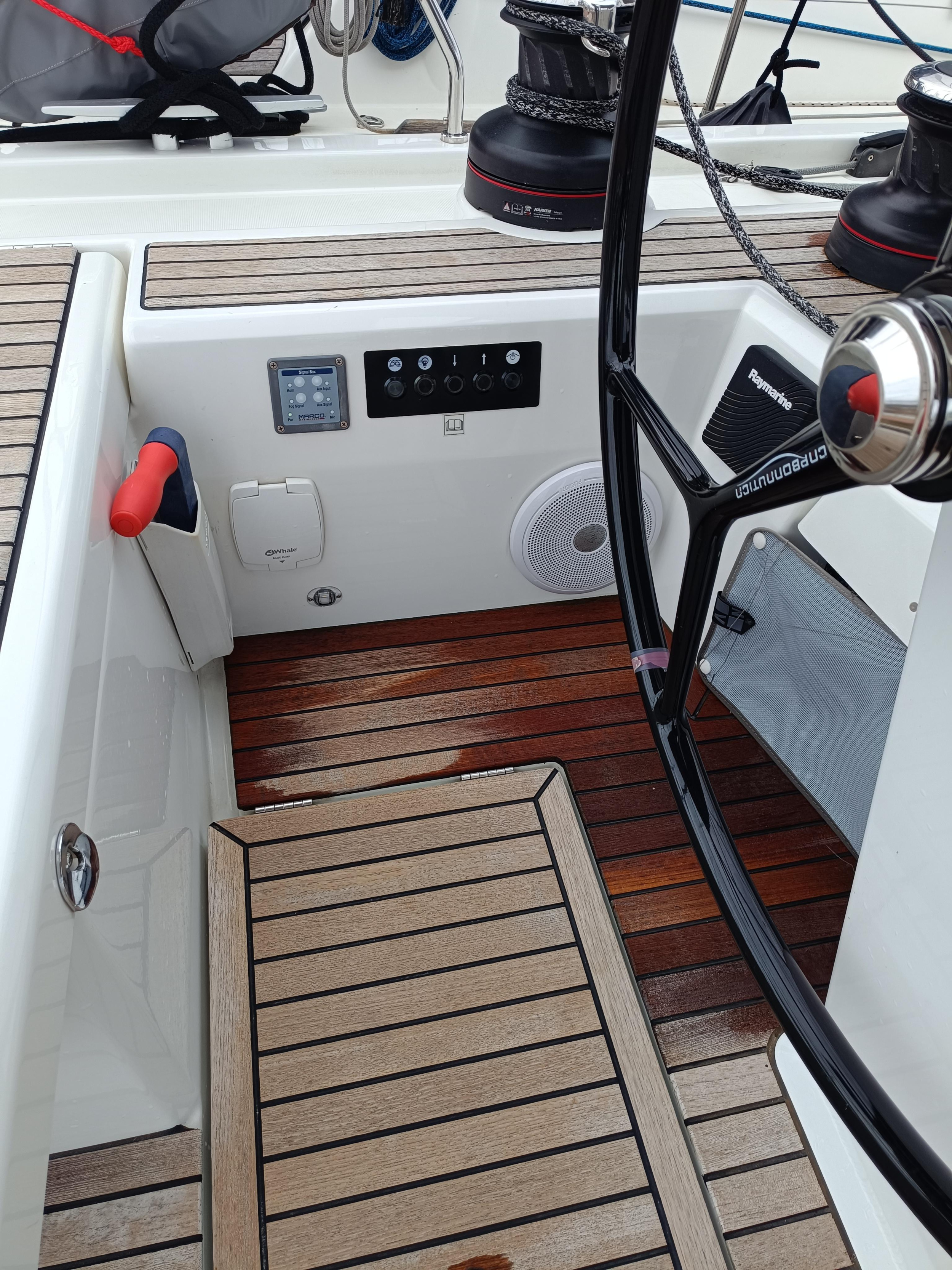 Oceanis 51.1 — photo 3