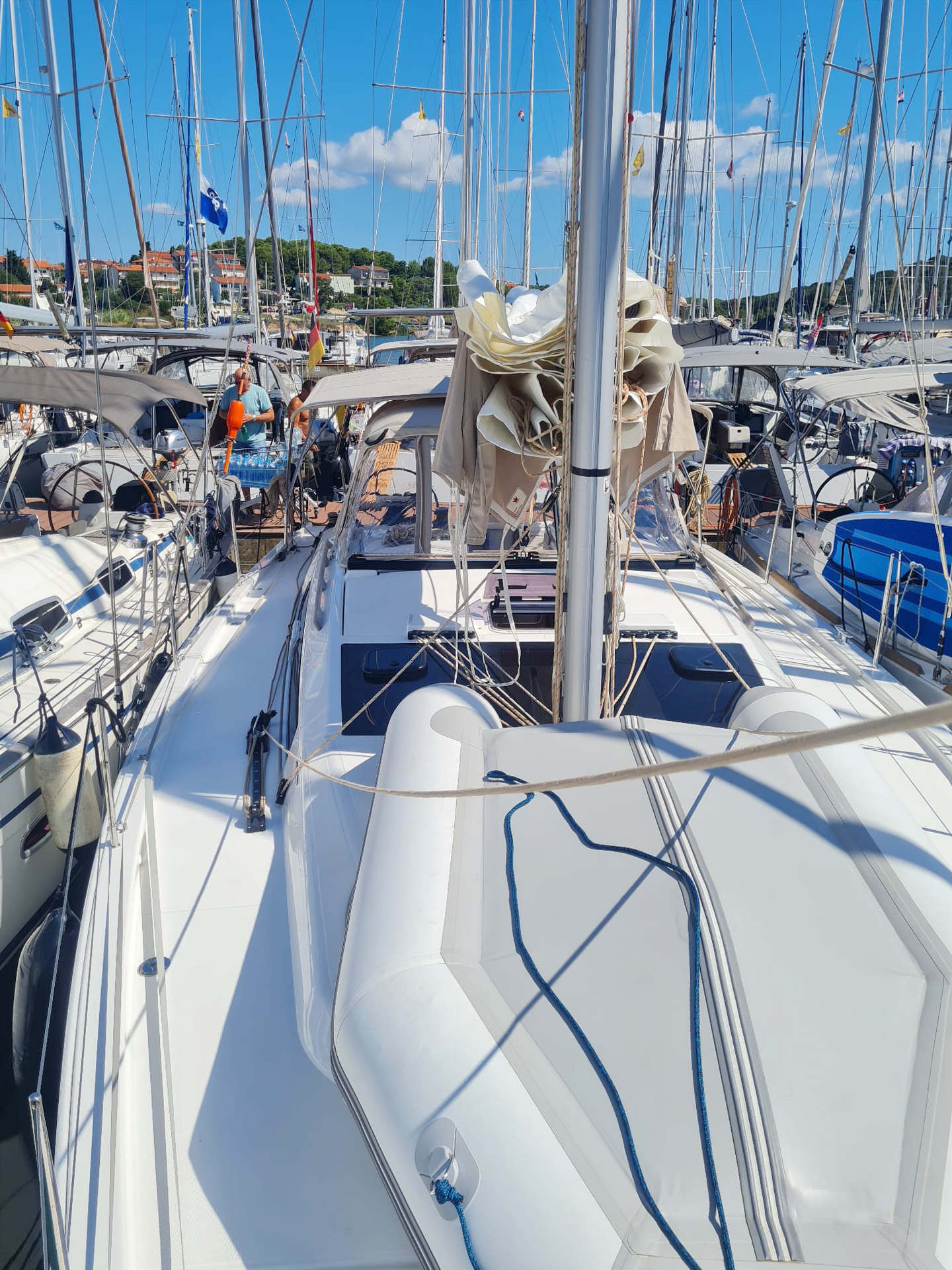 Dufour 390 — photo 3