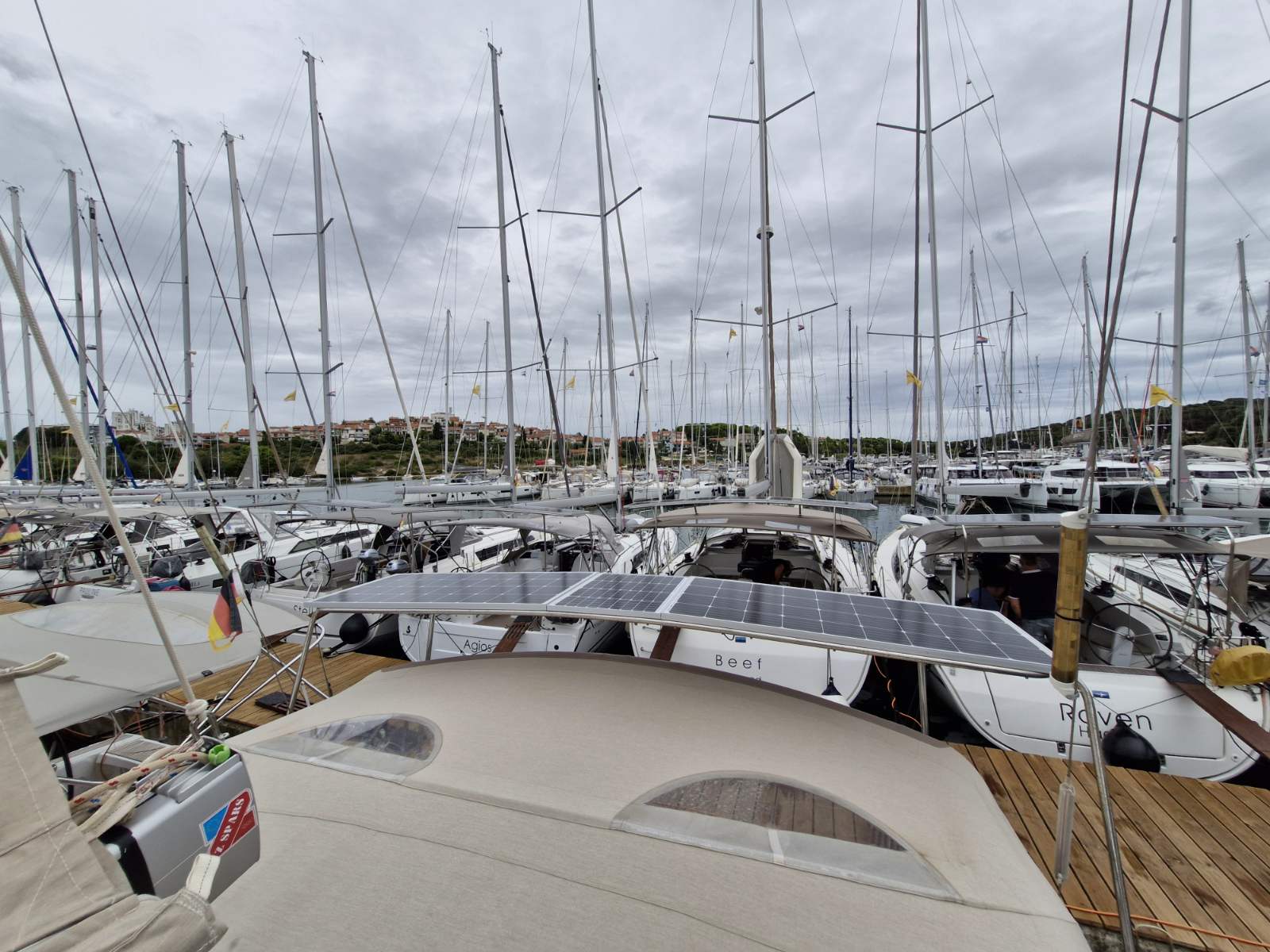 Dufour 390 — photo 7