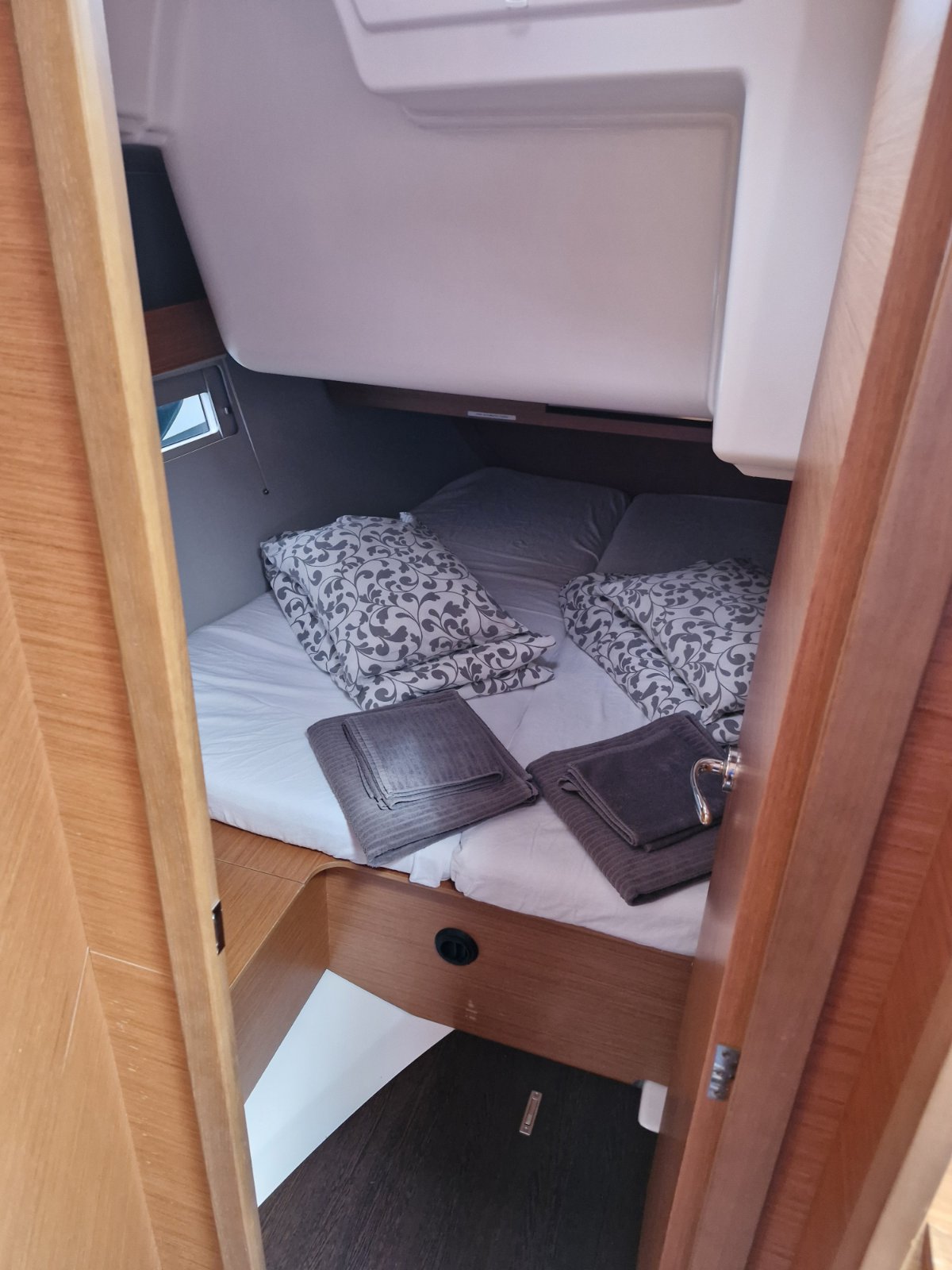 Dufour 390 — photo 13