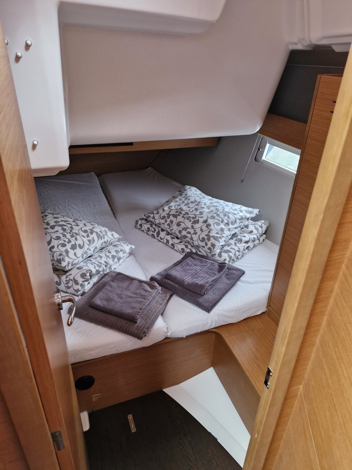 Dufour 390 — photo 14