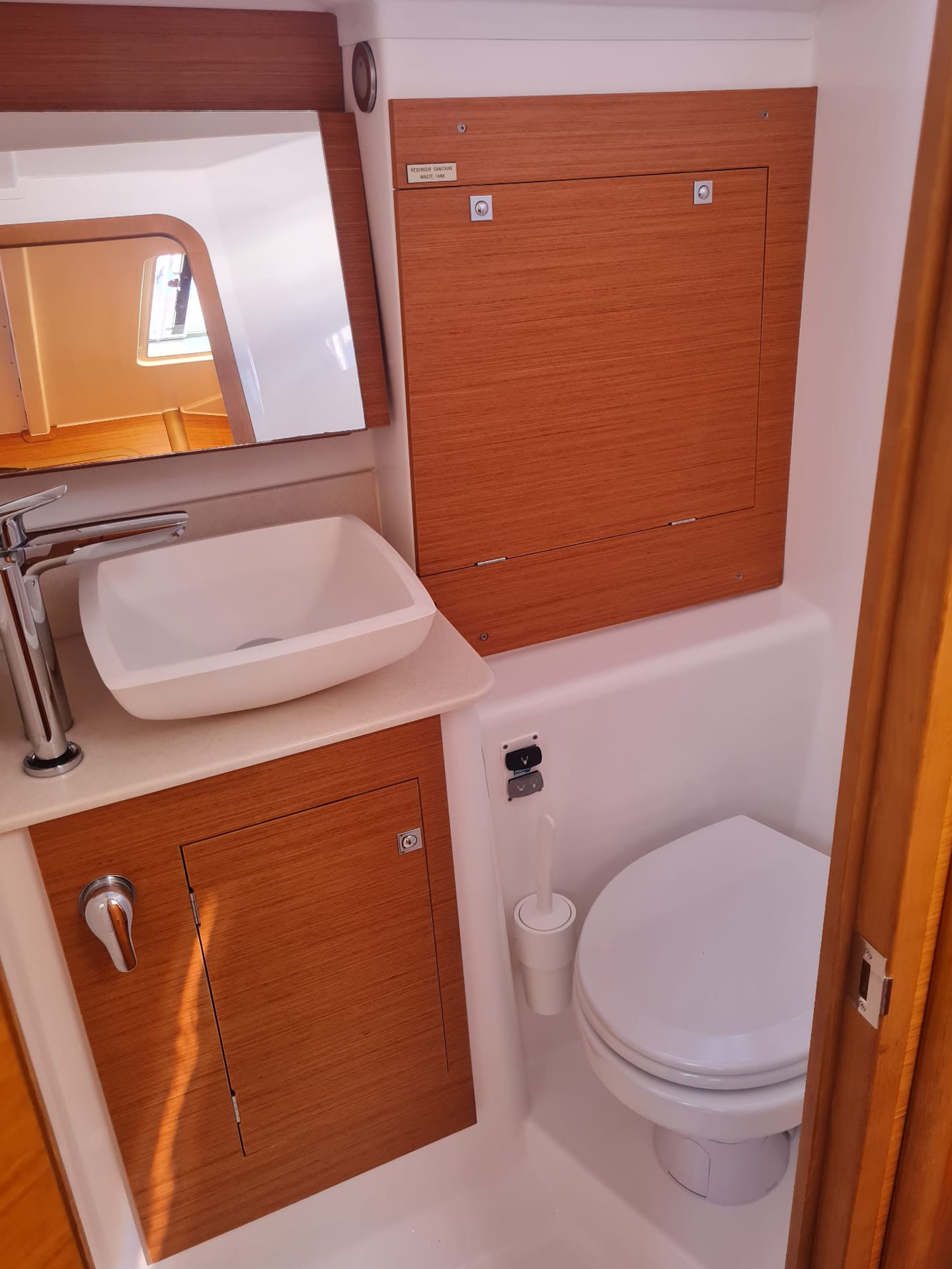 Dufour 390 — photo 16