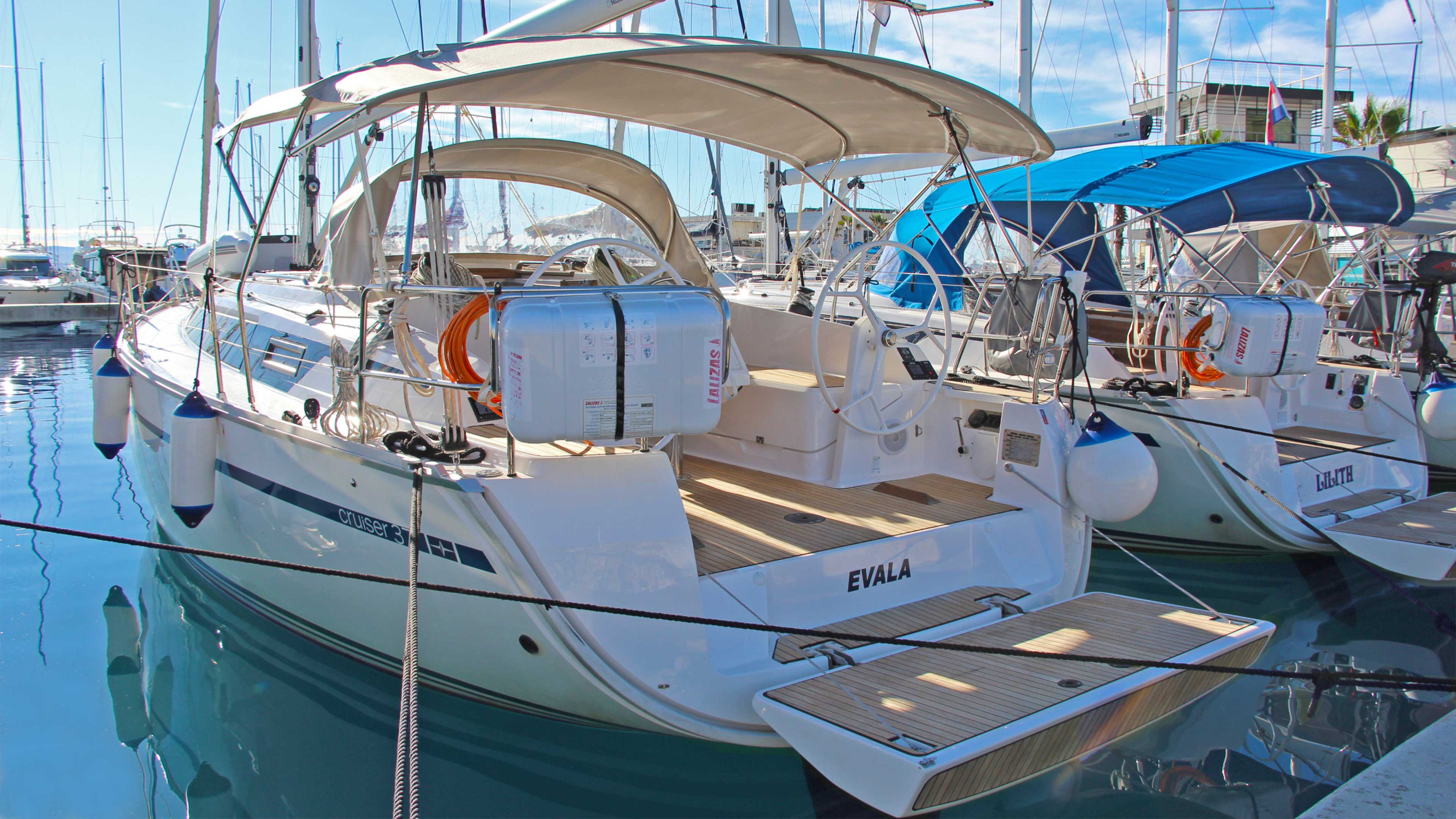 Bavaria Cruiser 37 - 3 cab. — photo 1