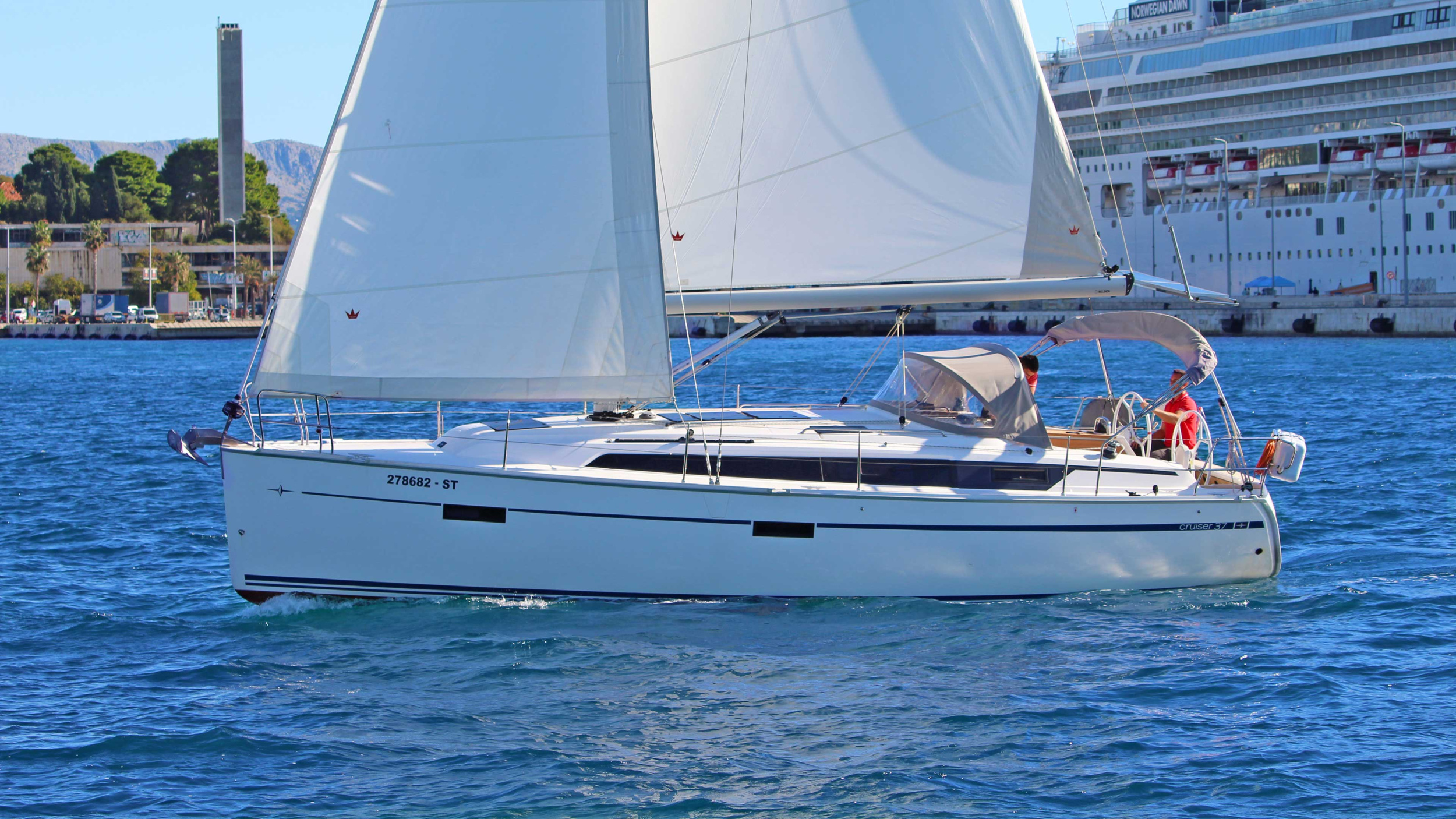 Bavaria Cruiser 37 - 3 cab. — photo 11