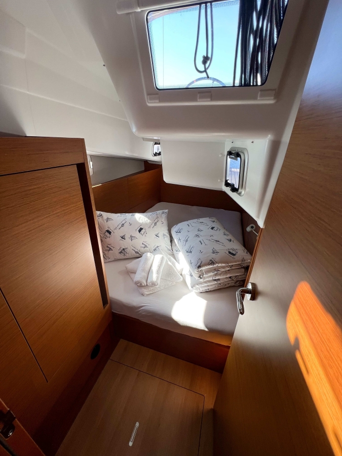 Sun Odyssey 410 - 3 cab. — photo 13