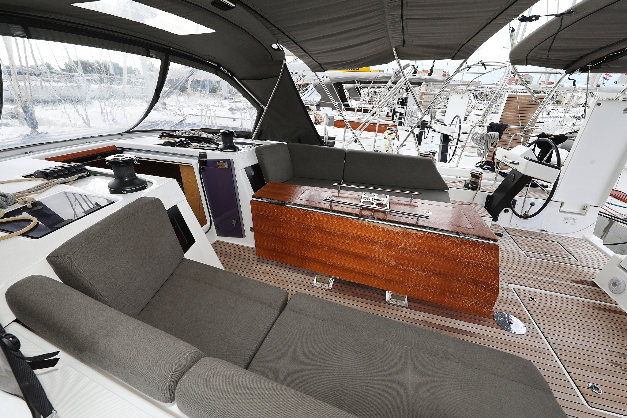 Dufour 470 - 3 cab. — photo 7