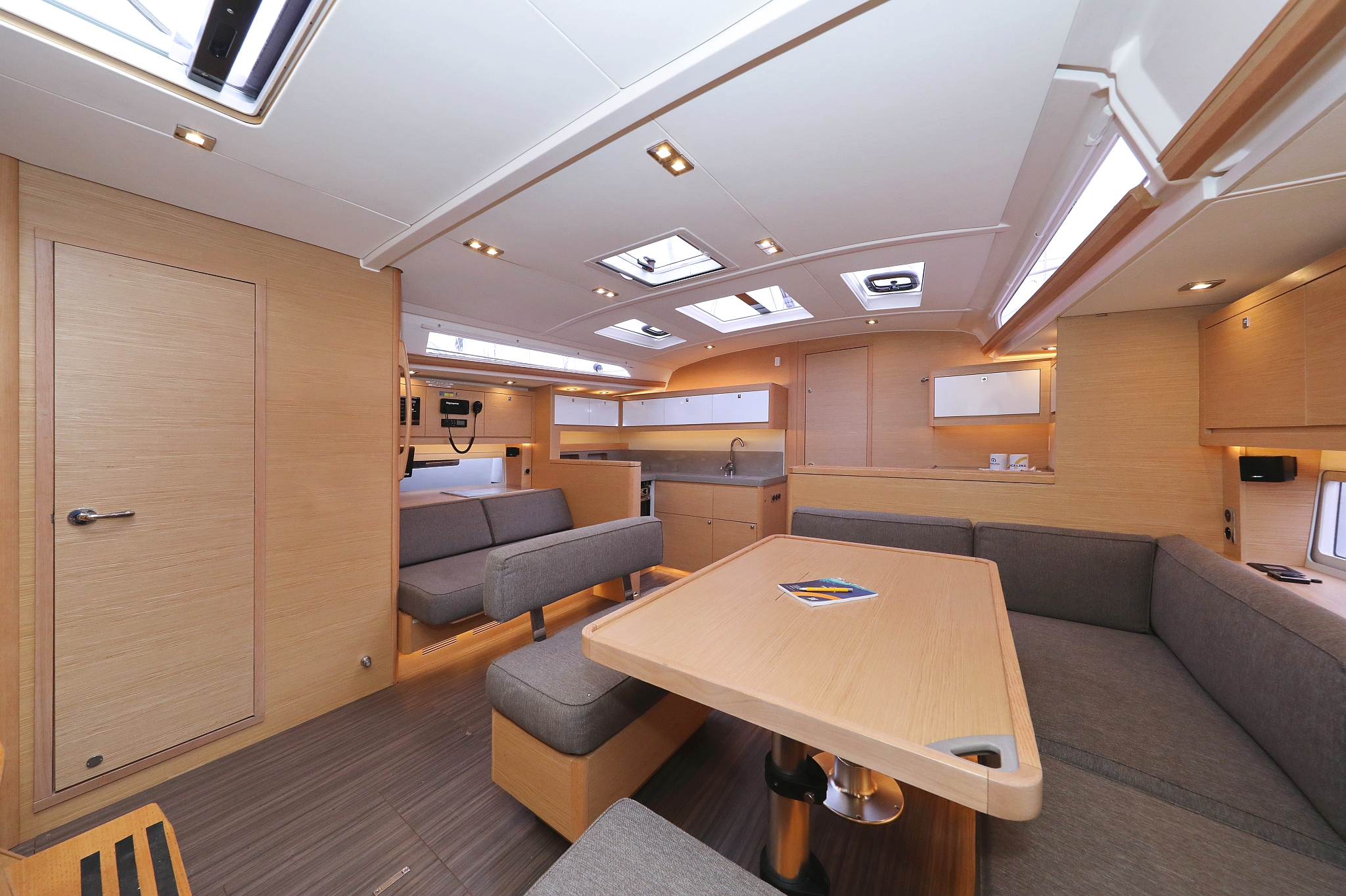 Dufour 470 - 3 cab. — photo 14