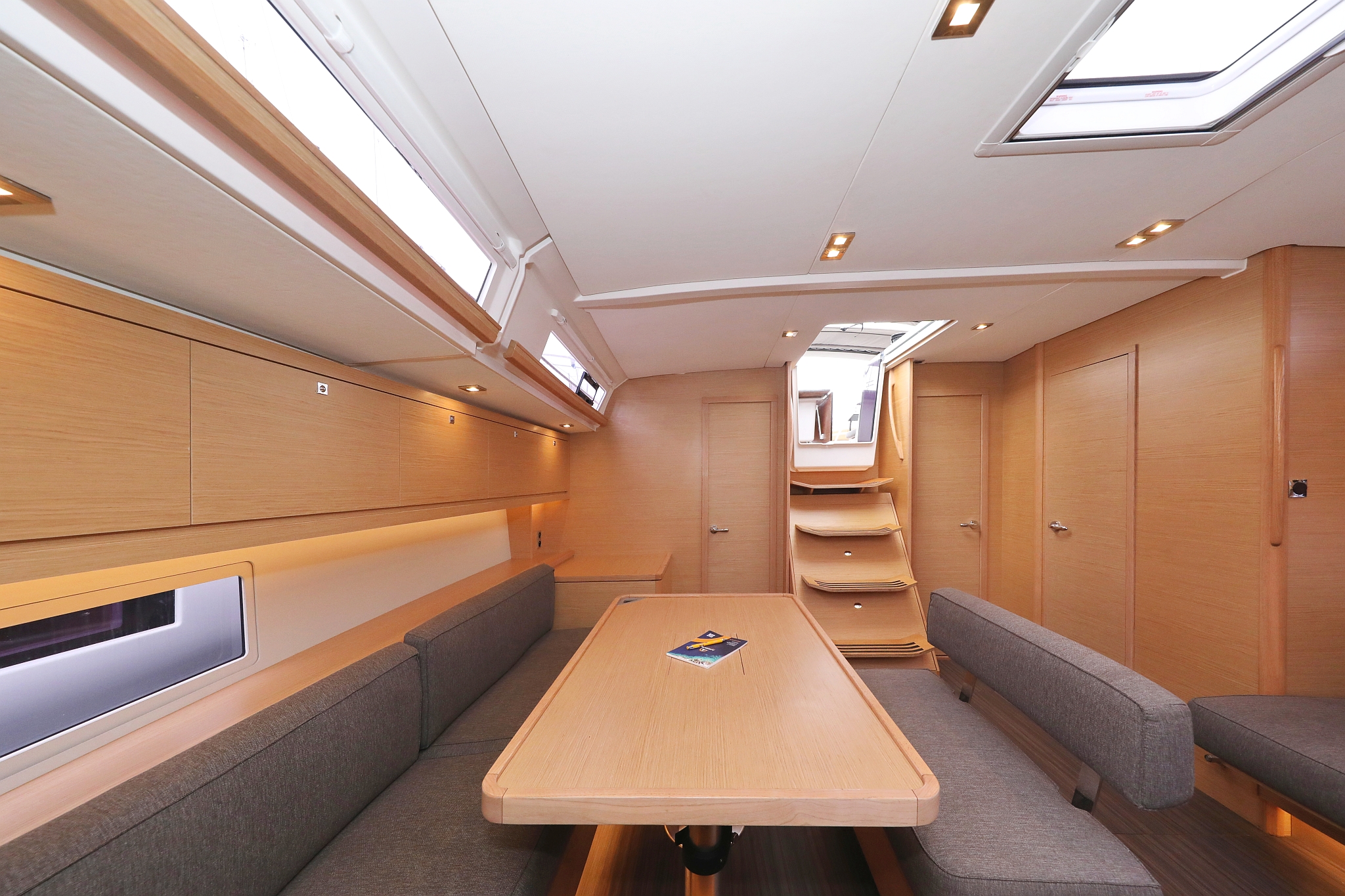 Dufour 470 - 3 cab. — photo 22