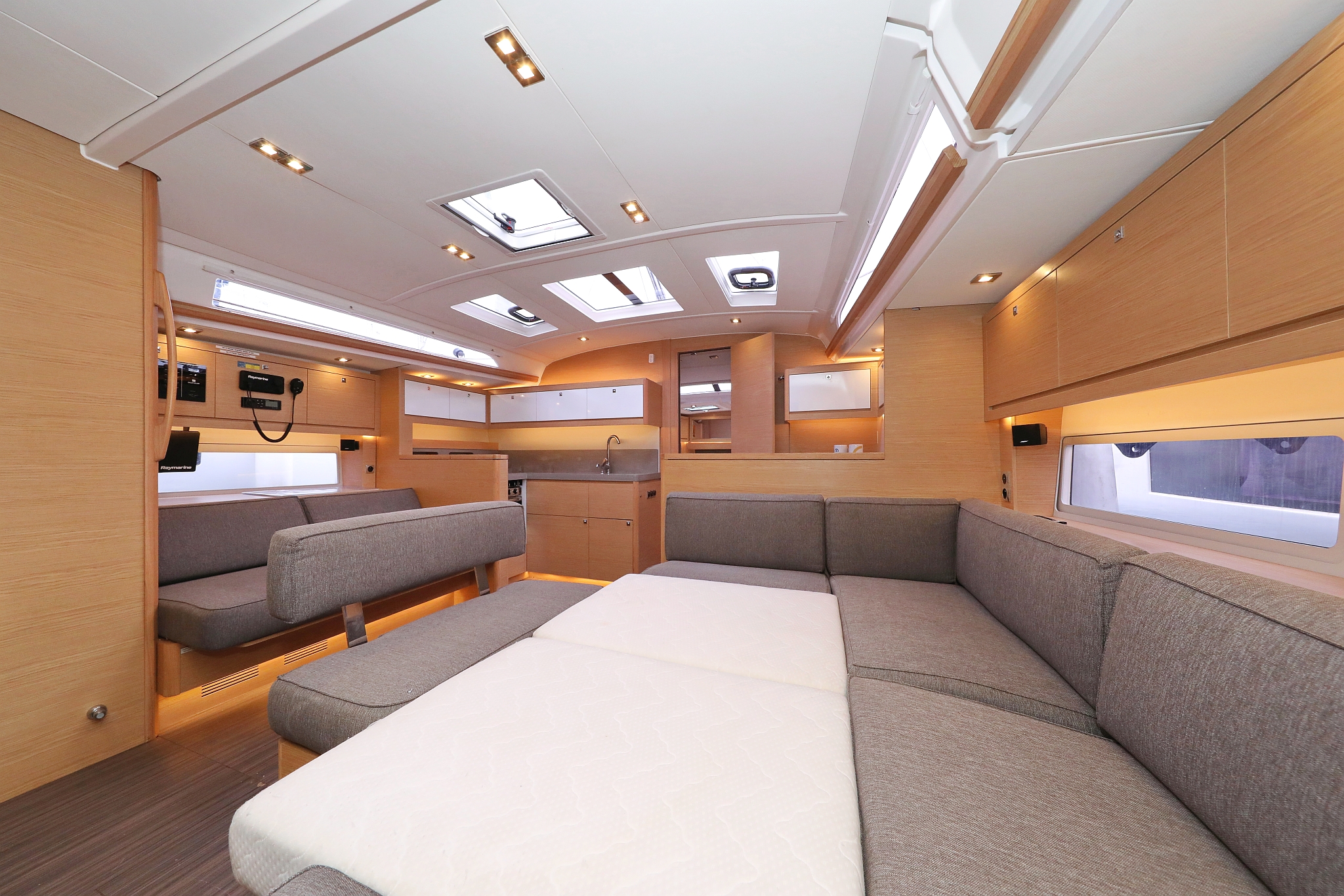 Dufour 470 - 3 cab. — photo 42