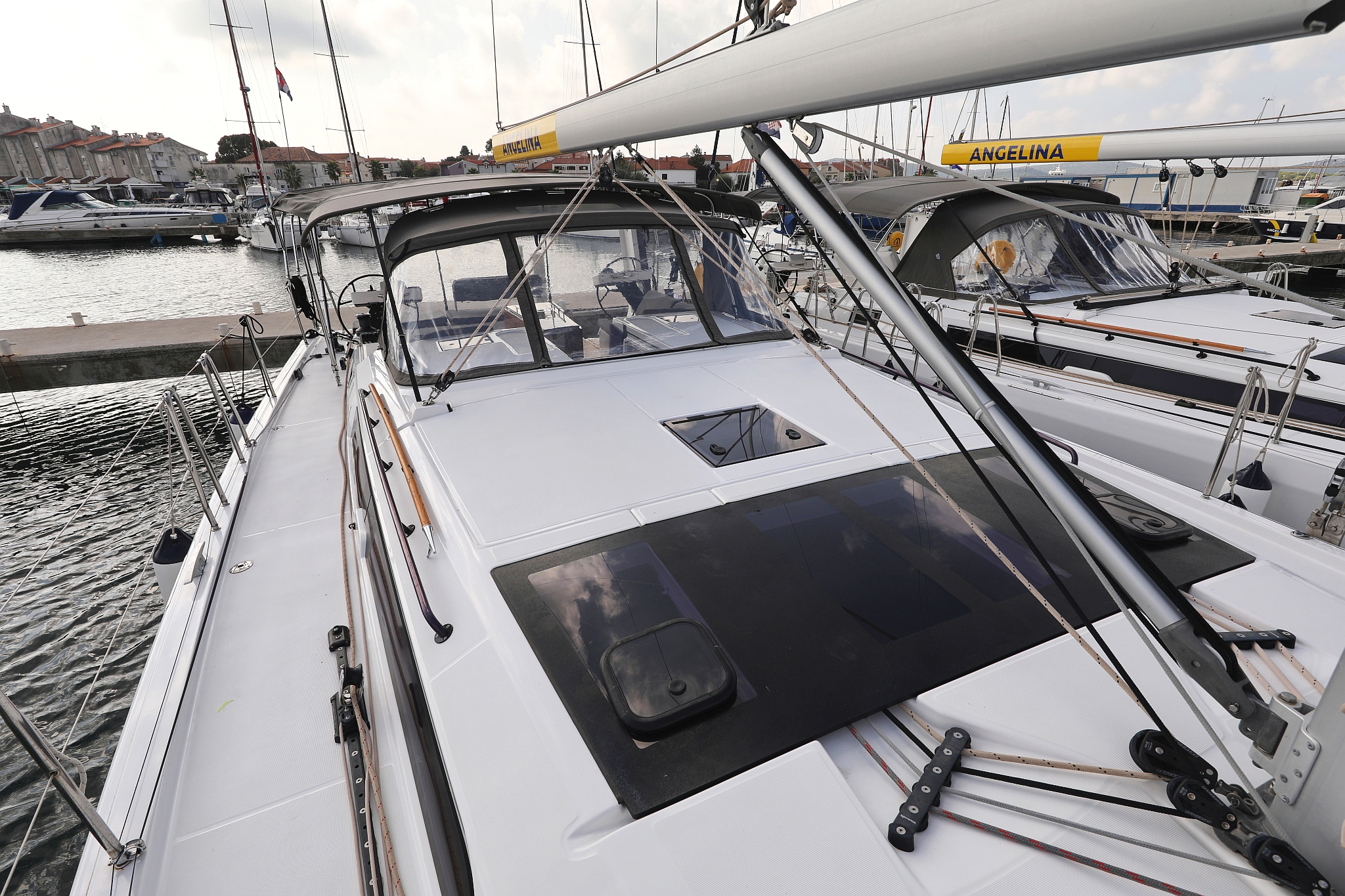 Dufour 470 - 3 cab. — photo 12
