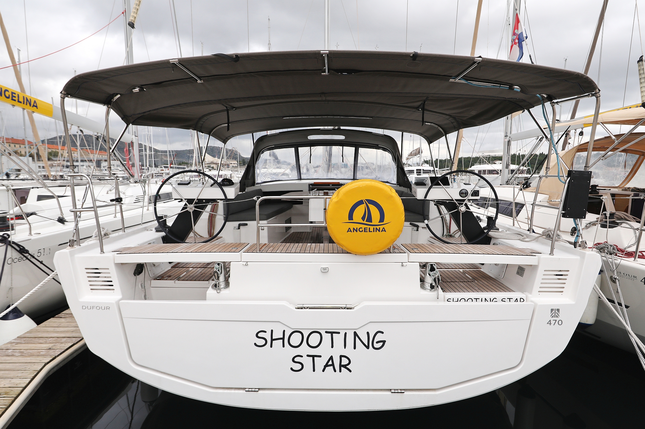 Dufour 470 - 5 cab. — photo 1