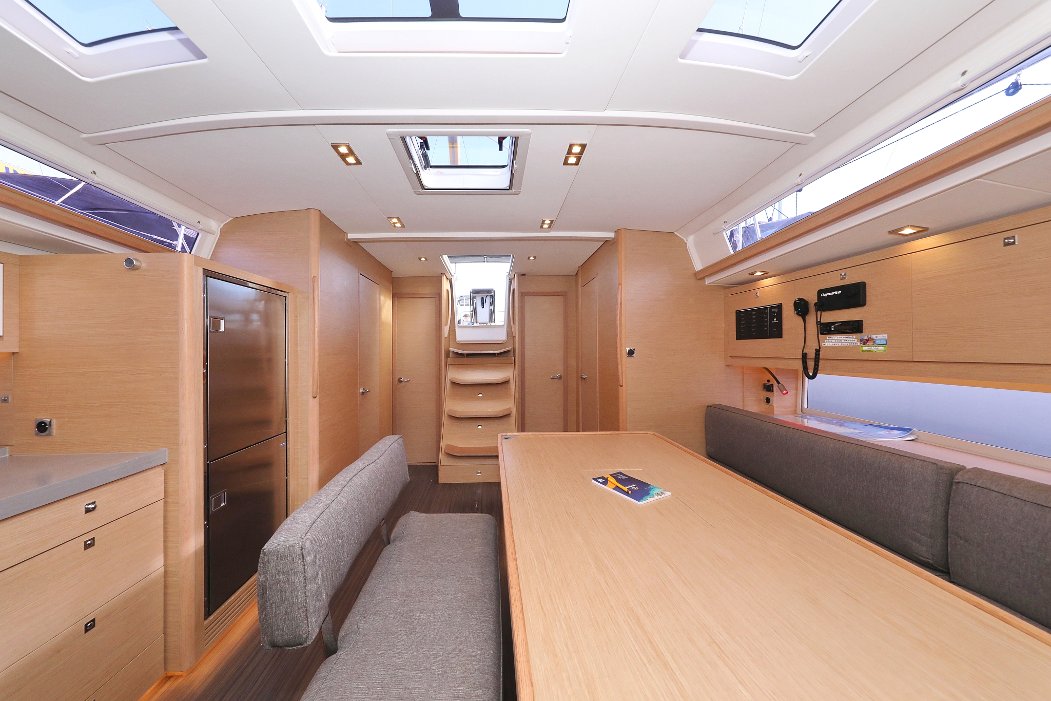 Dufour 470 - 5 cab. — photo 17