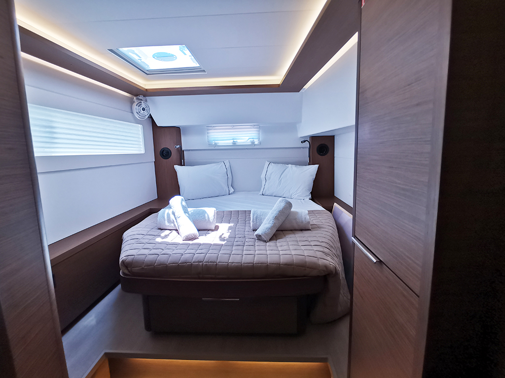 Lagoon 46 - 4 + 2 cab. — photo 20