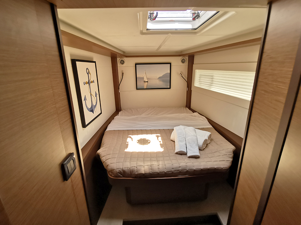 Lagoon 46 - 4 + 2 cab. — photo 21