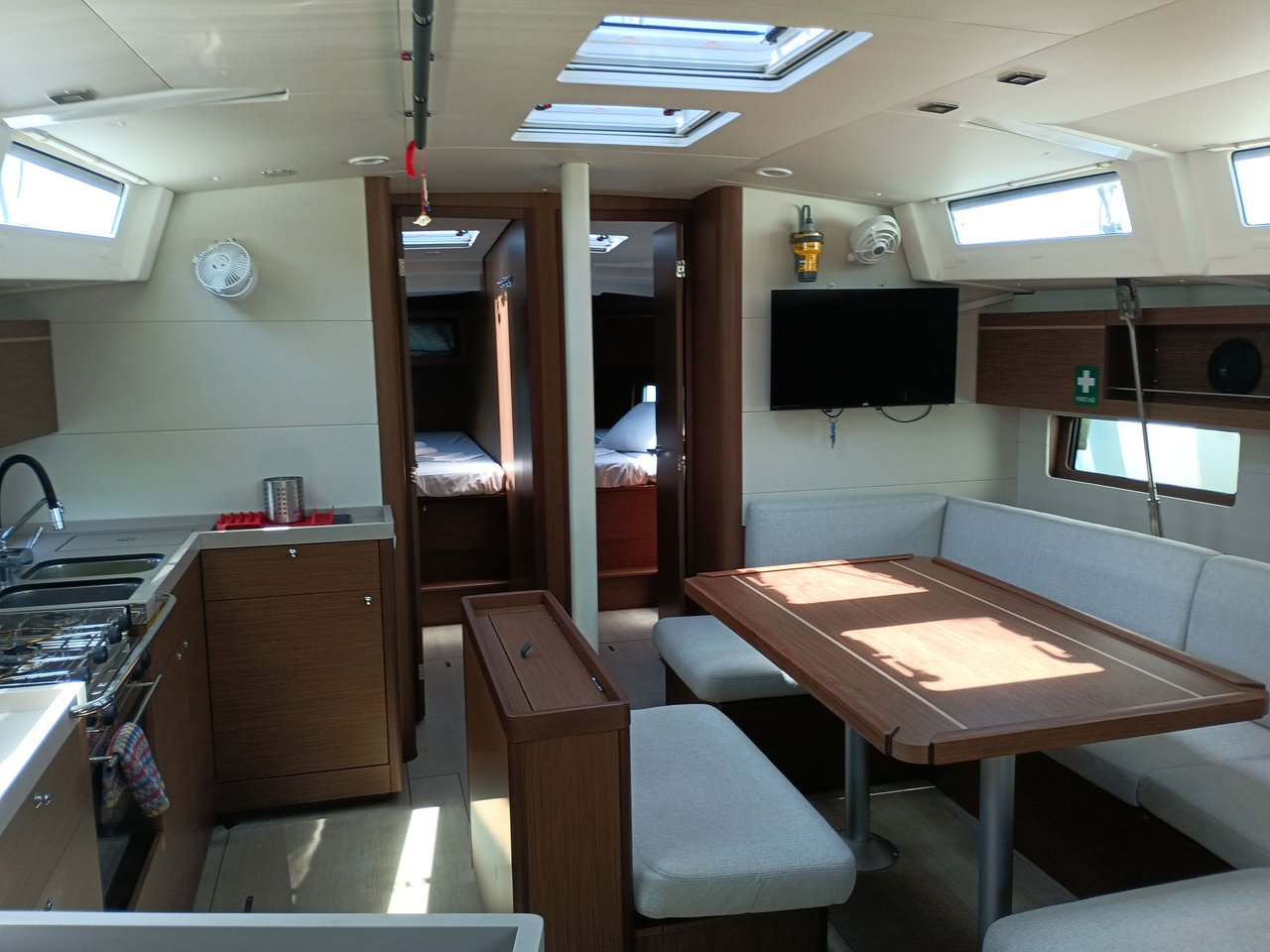 Oceanis 46.1 — photo 5