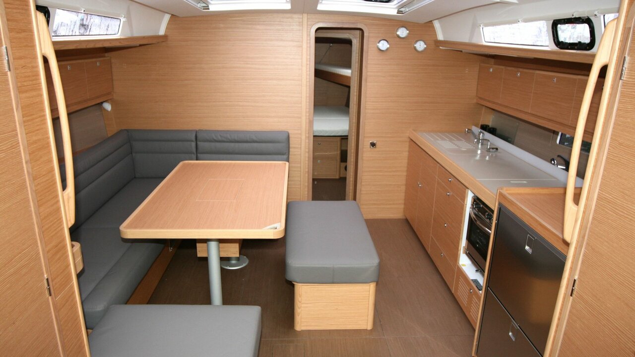 Dufour 460 GL — photo 13