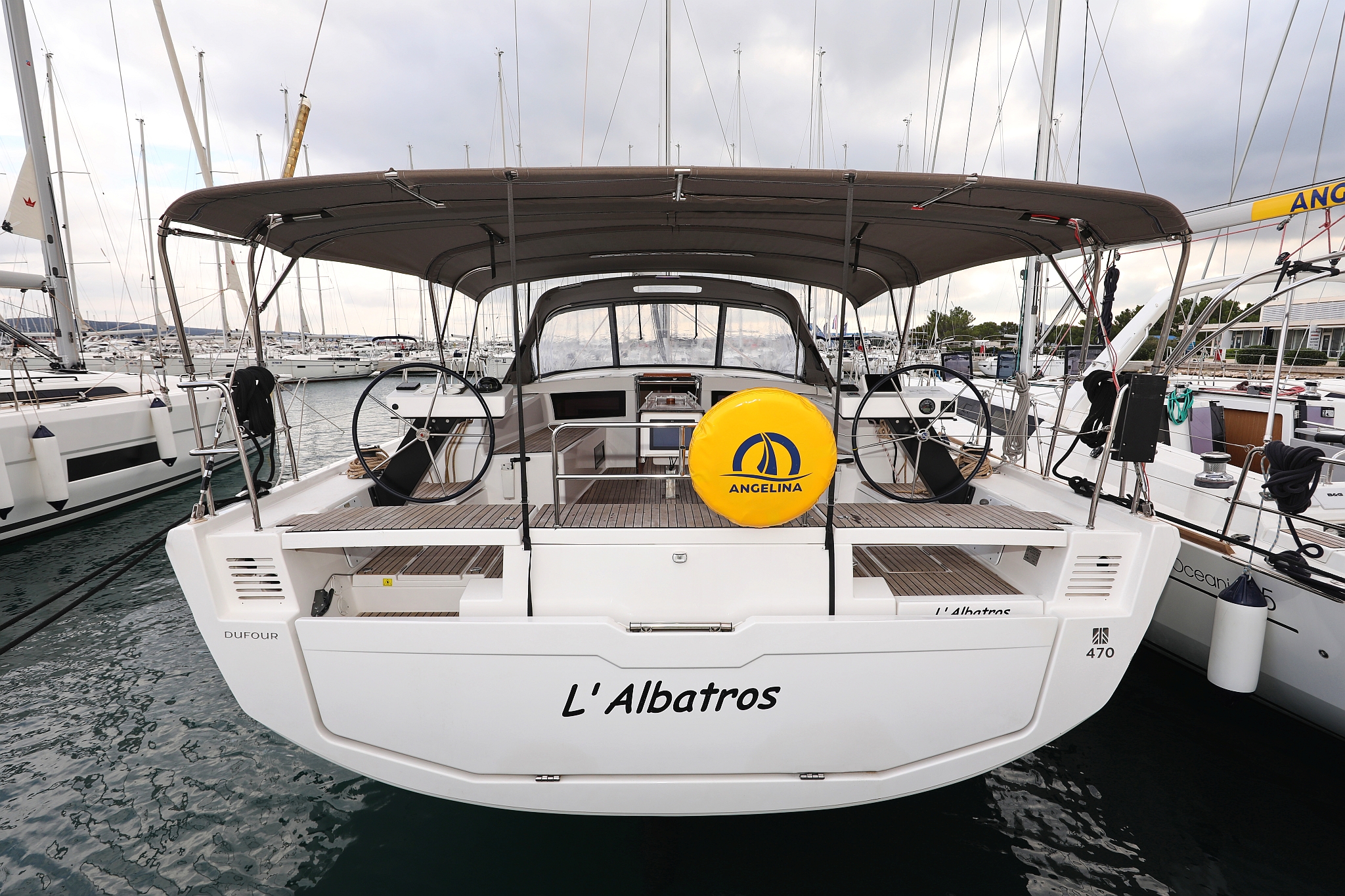 Dufour 470 - 4 cab. — photo 1