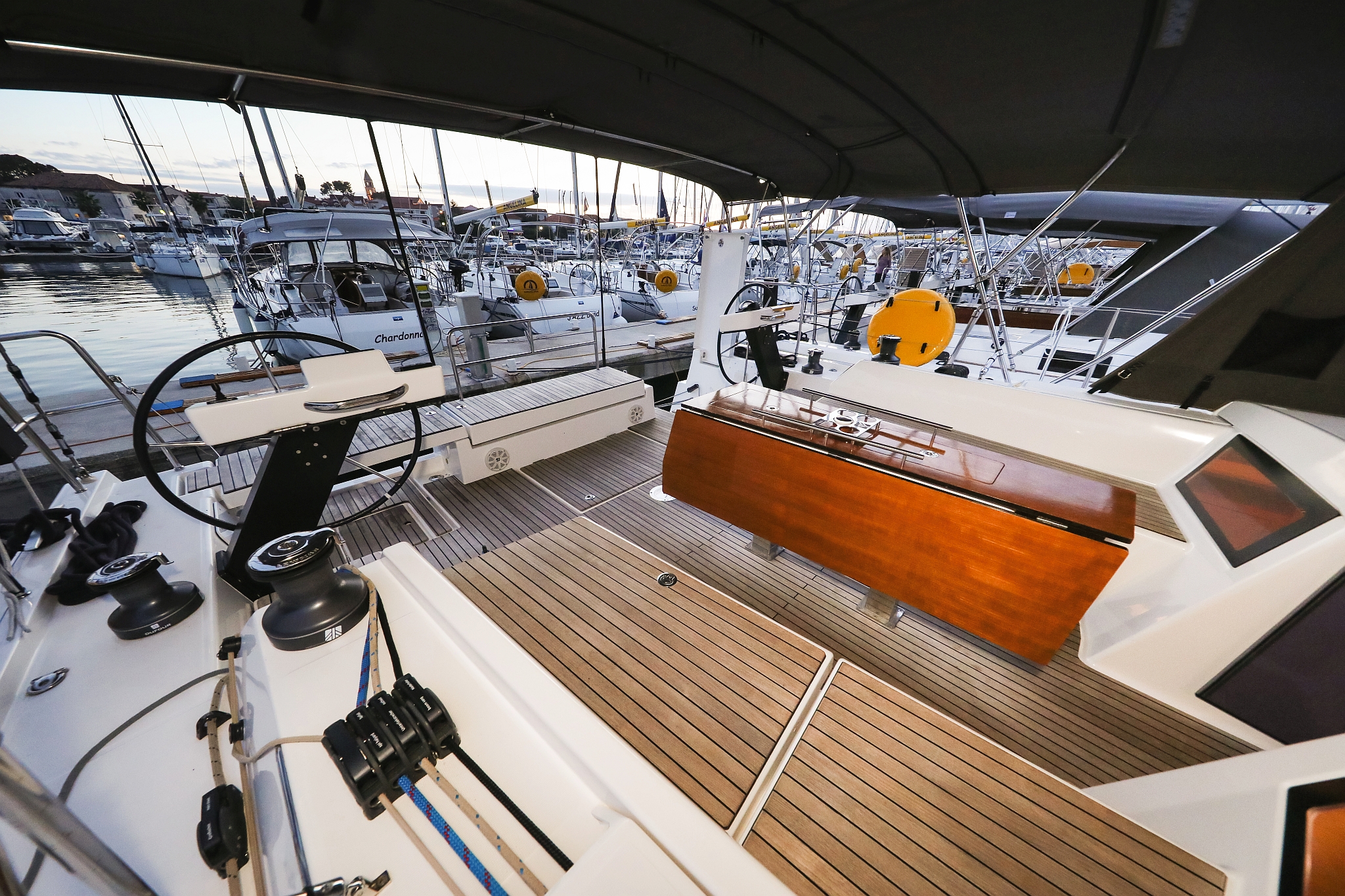 Dufour 470 - 4 cab. — photo 4