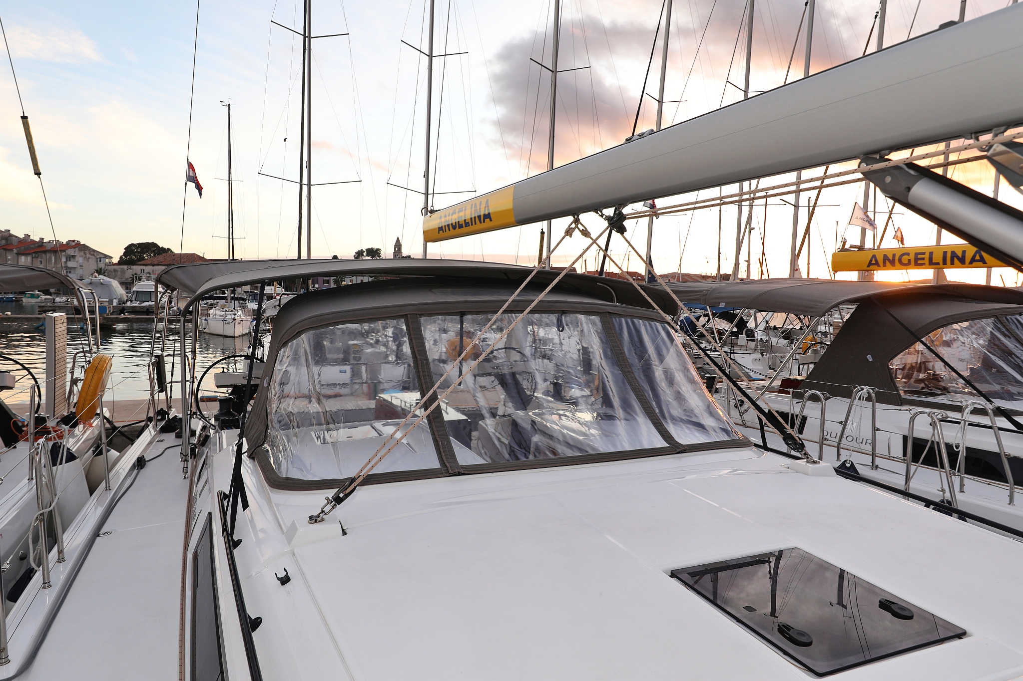 Dufour 470 - 5 cab. — photo 11