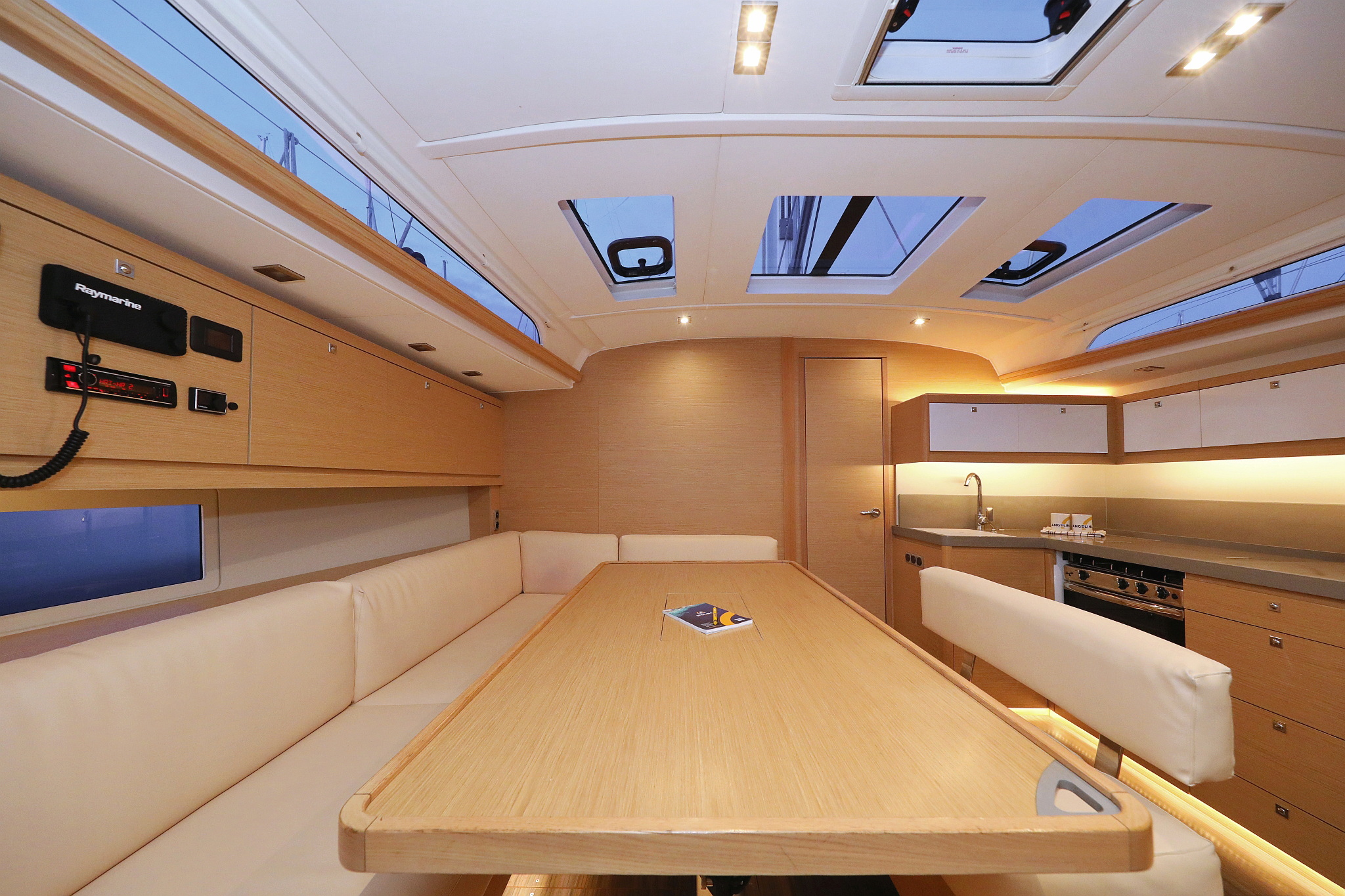 Dufour 470 - 5 cab. — photo 15