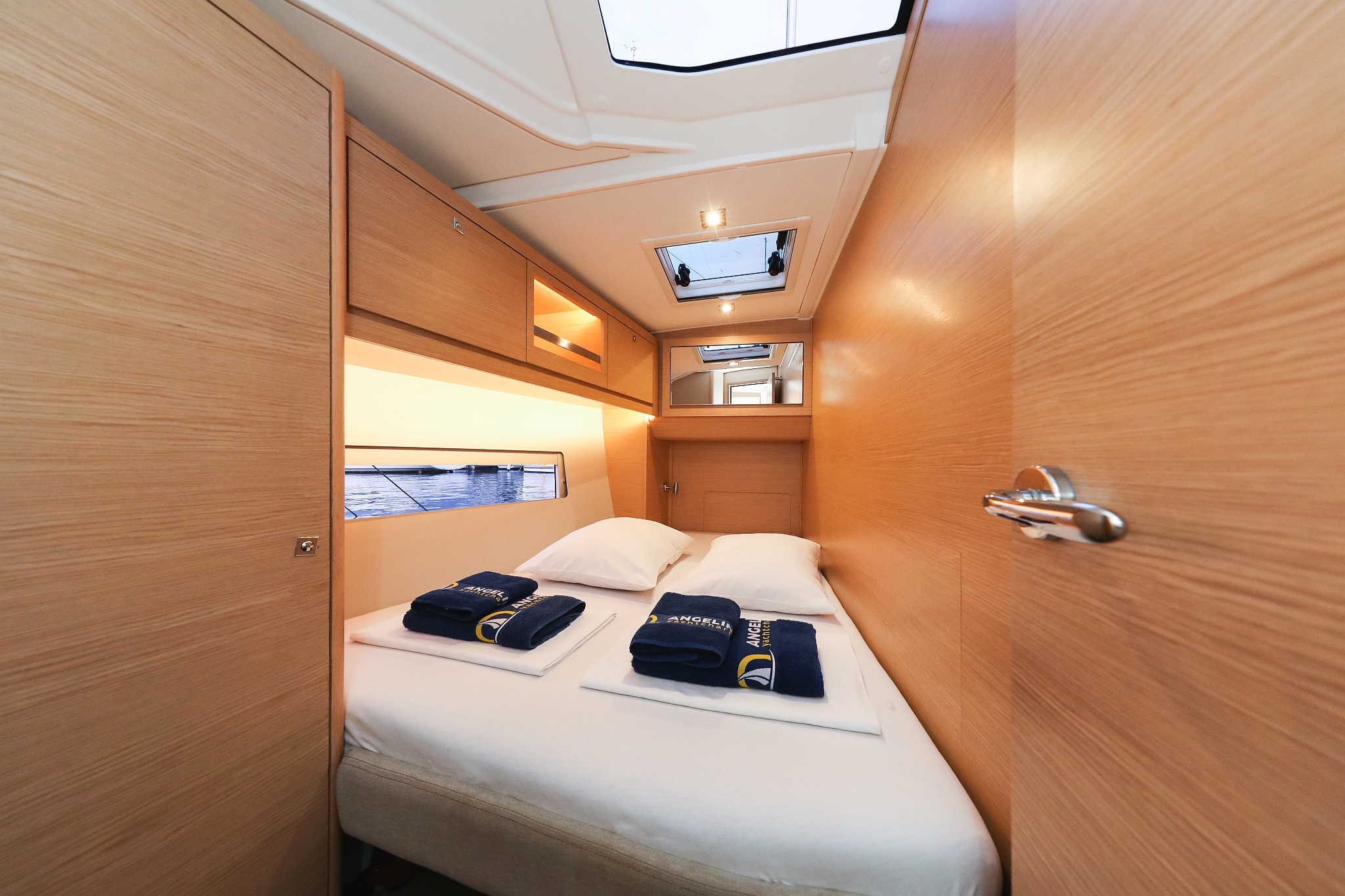 Dufour 470 - 5 cab. — photo 30