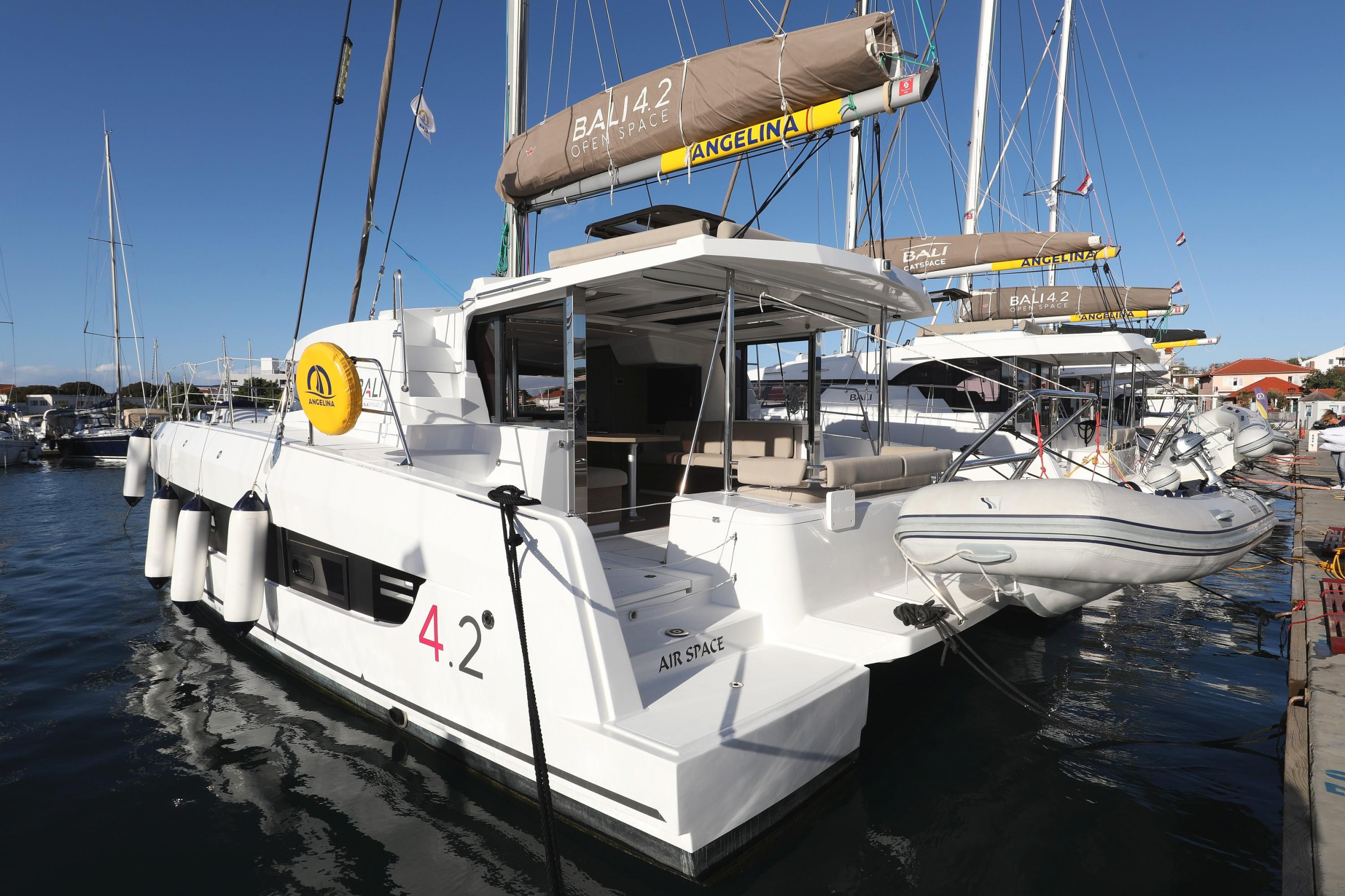 Bali 4.2 - 4 + 1 cab. — photo 43