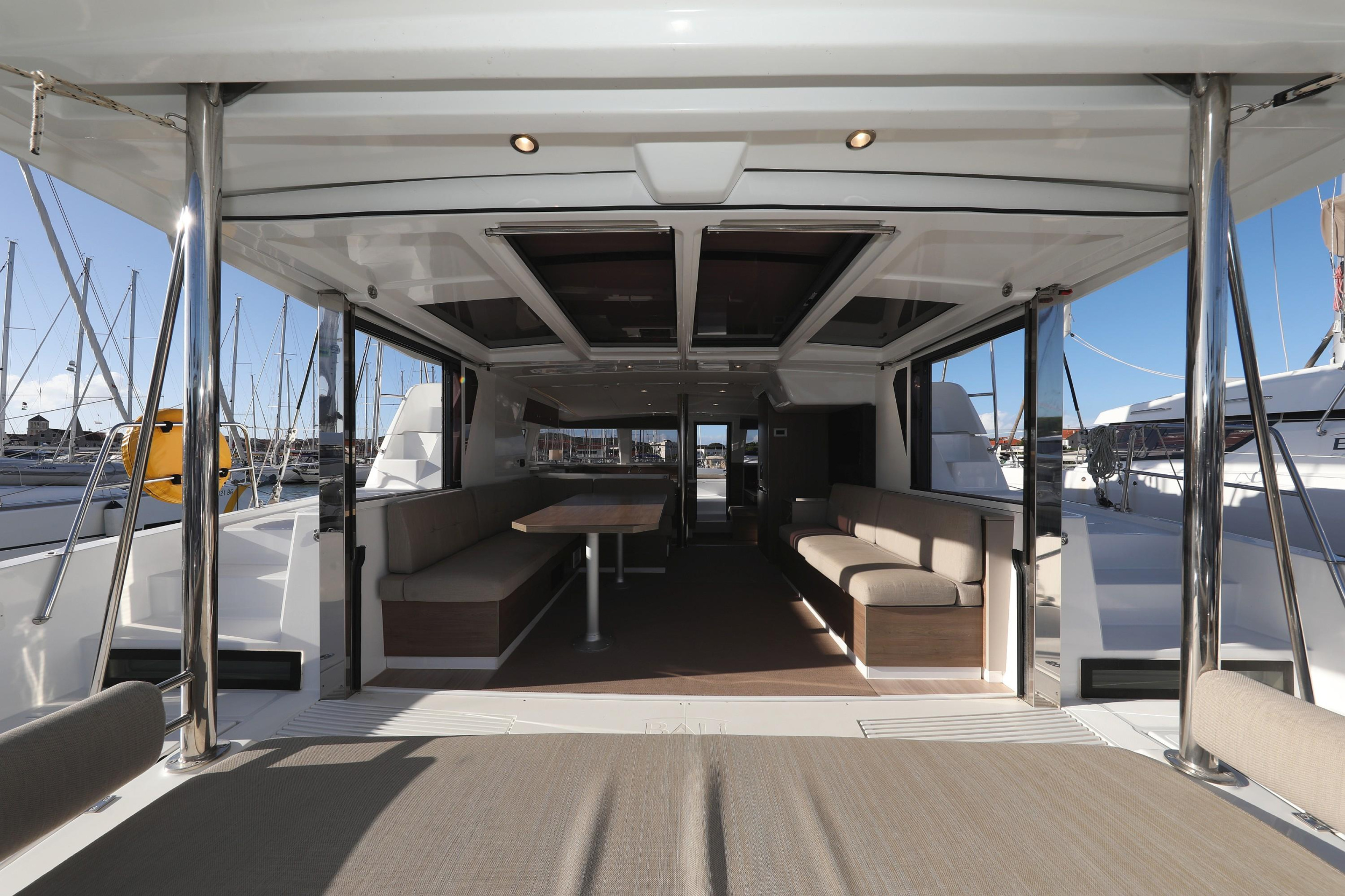 Bali 4.2 - 4 + 1 cab. — photo 45