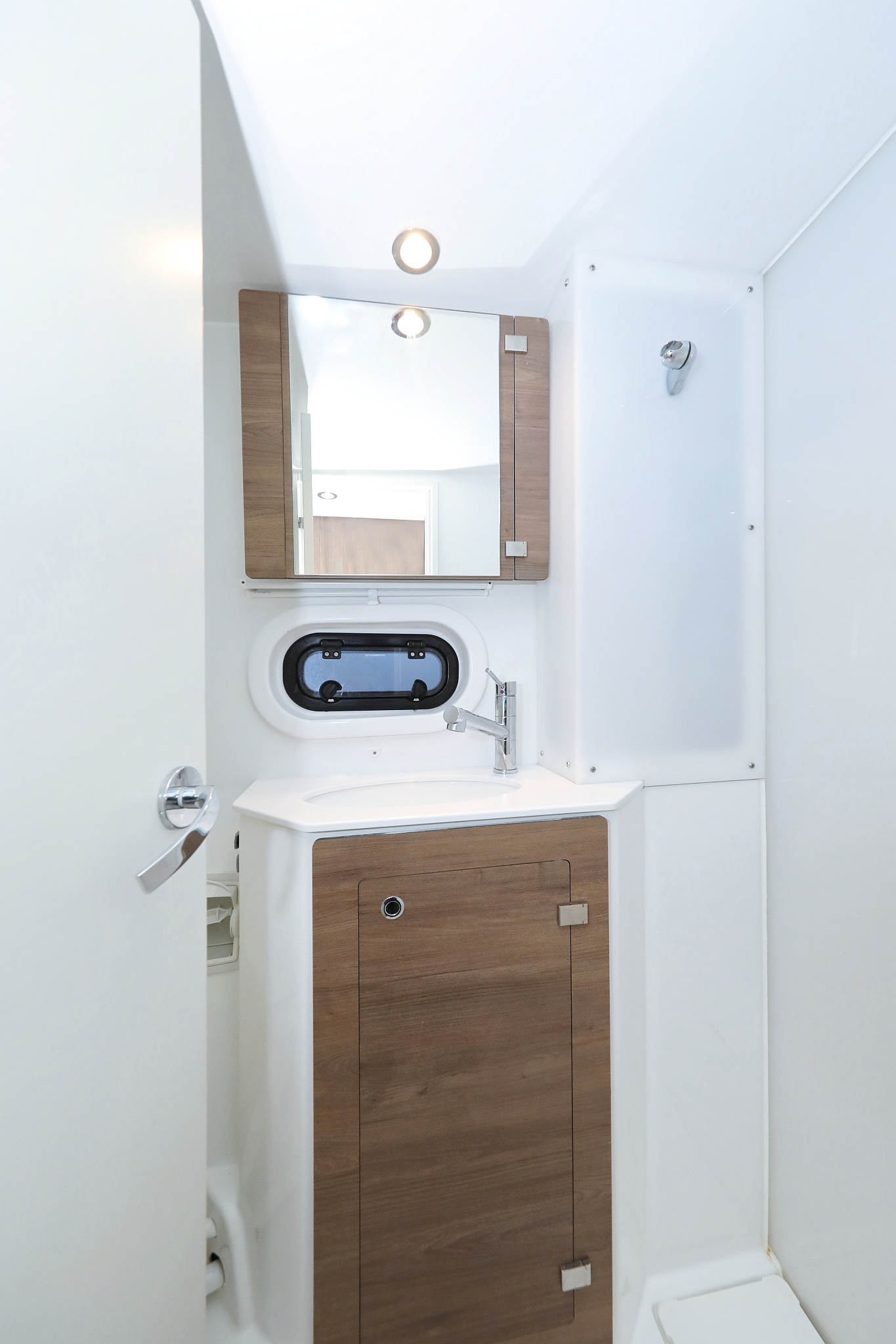 Bali 4.2 - 4 + 1 cab. — photo 27