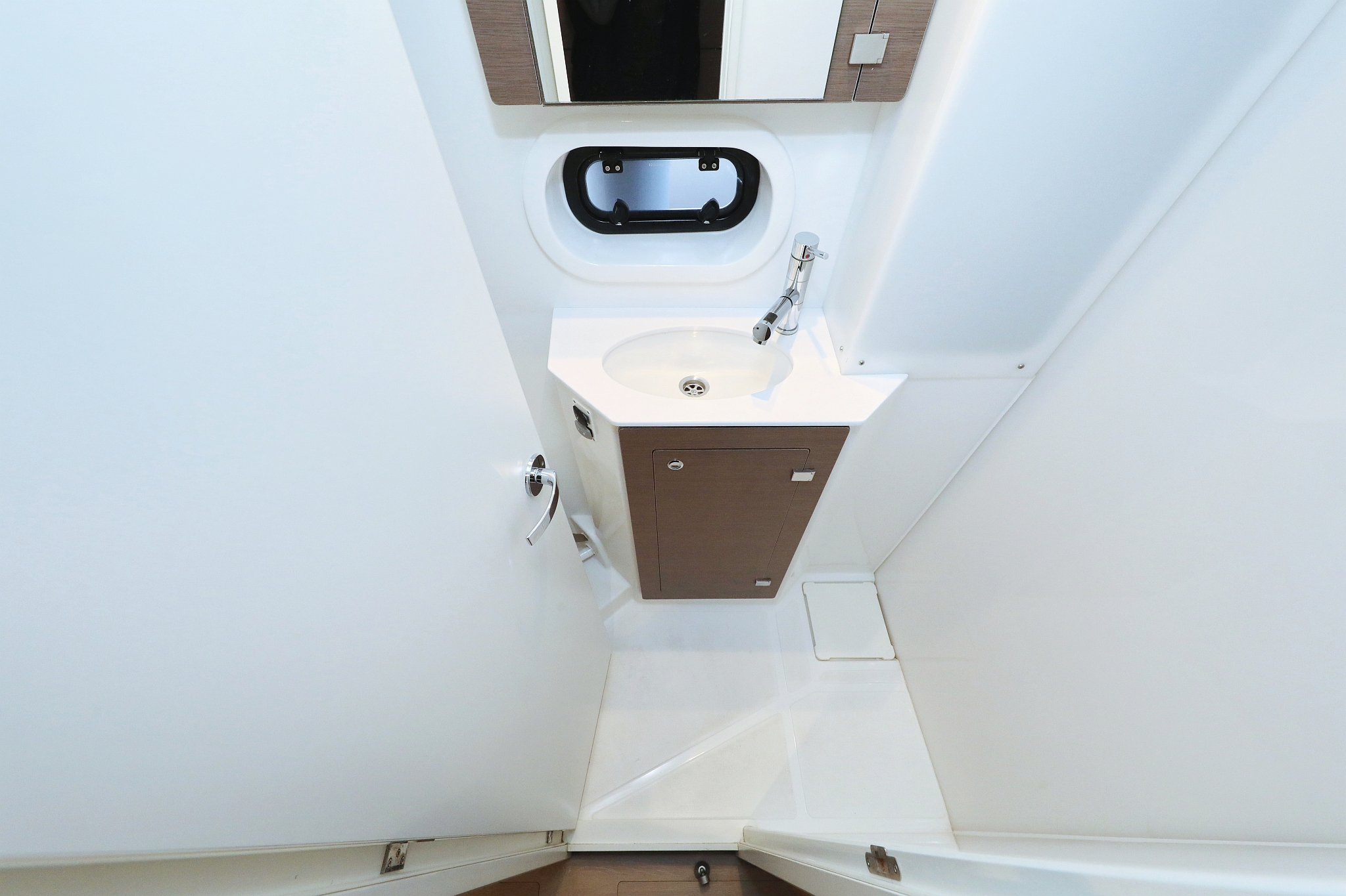 Bali 4.2 - 4 + 1 cab. — photo 35