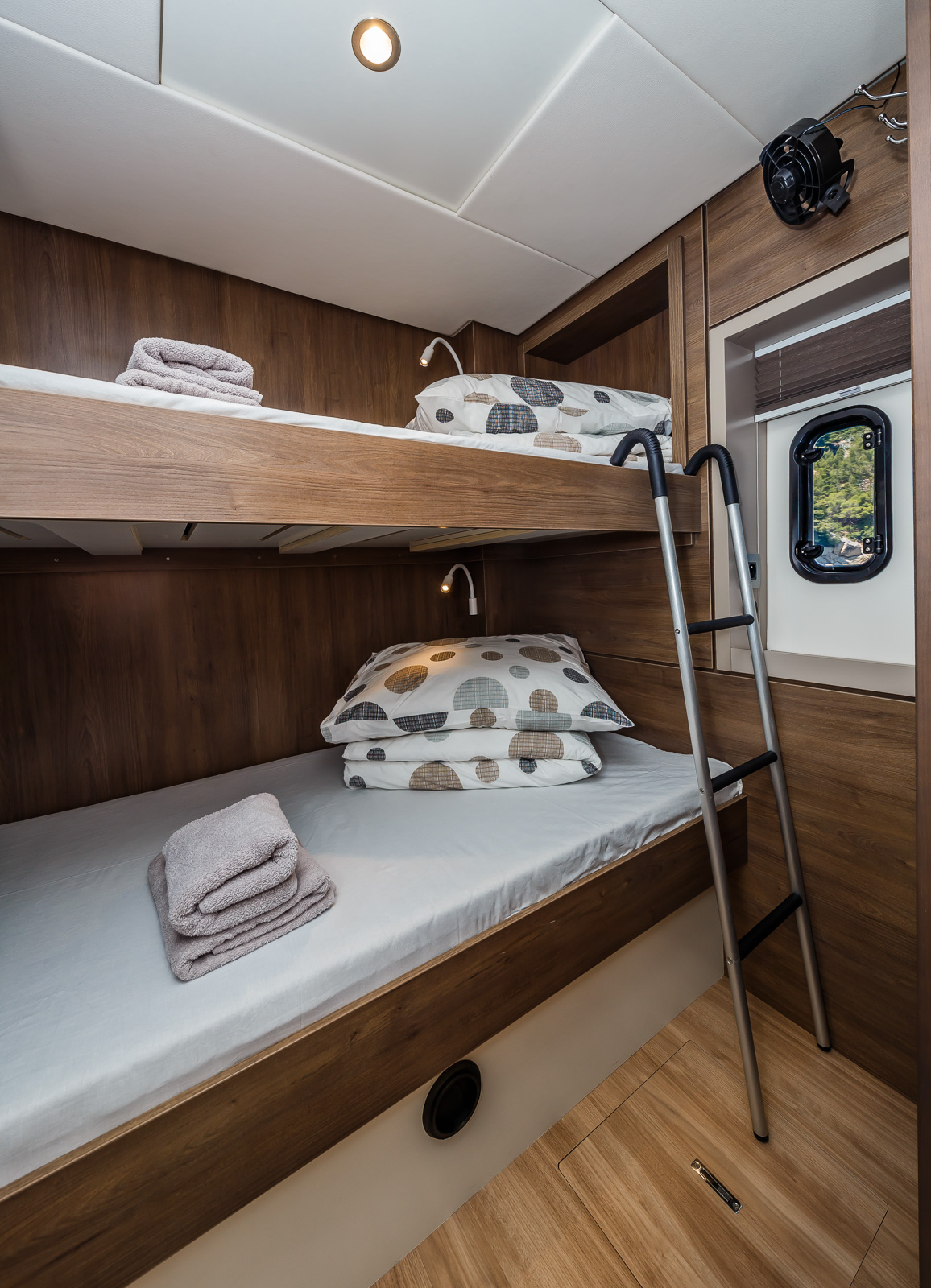 Bali 4.6 - 5 + 2 cab. — photo 26