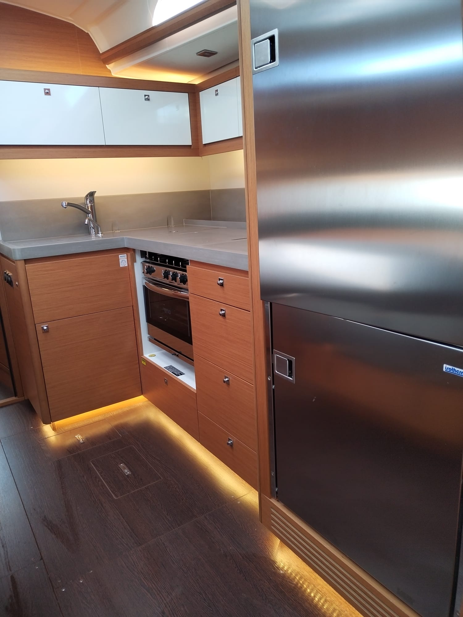 Dufour 470 - 4 cab. — photo 12