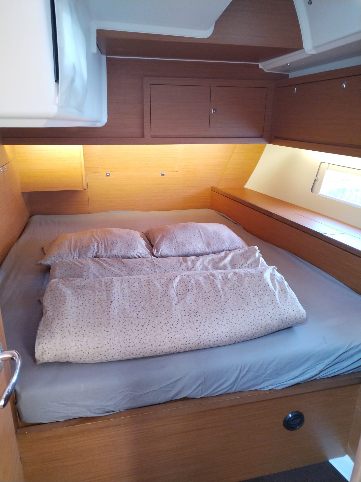 Dufour 470 - 4 cab. — photo 14
