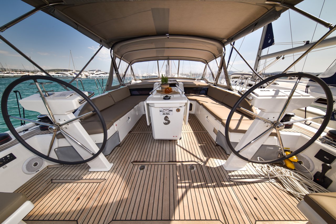 Oceanis 51.1 OW - 3 cab — photo 4