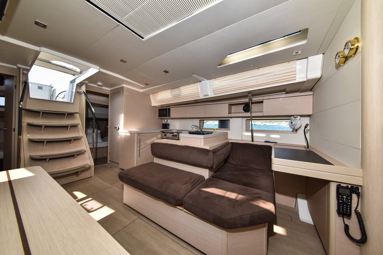 Oceanis 51.1 OW - 3 cab — photo 21