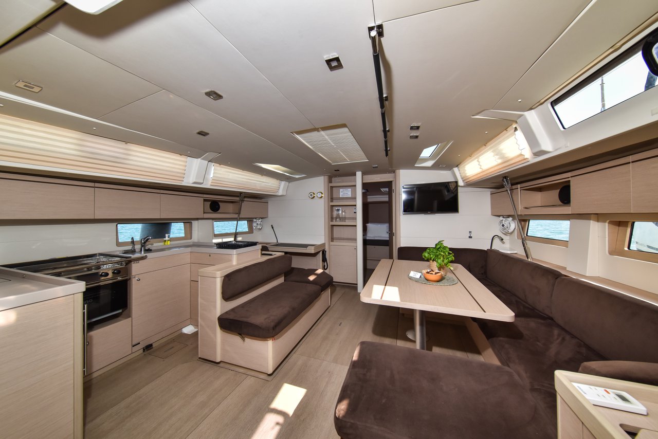 Oceanis 51.1 OW - 3 cab — photo 23