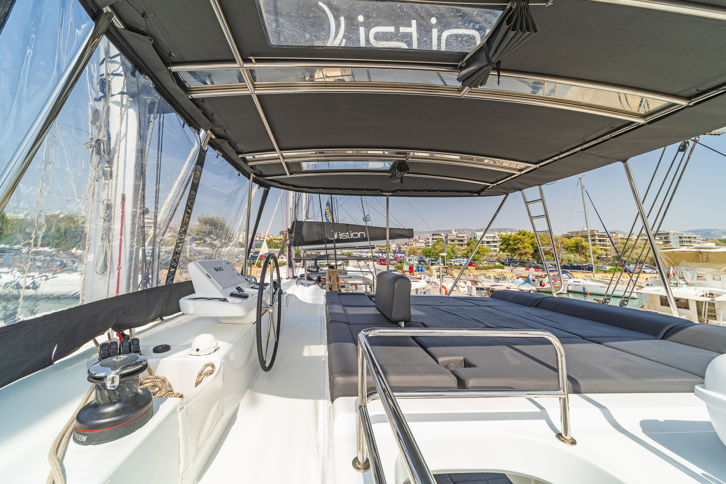 Lagoon 50 - 6 + 2 cab. — photo 16
