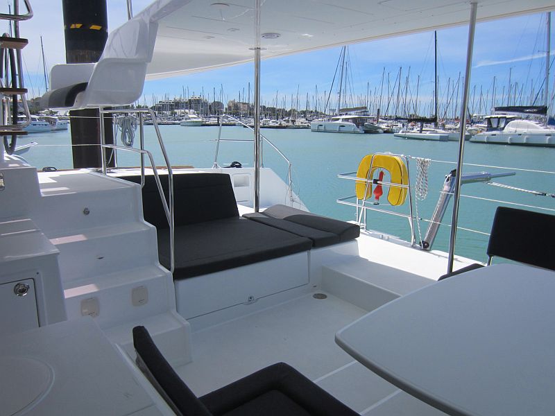 Lagoon 450 - 4 + 2 cab. — photo 12
