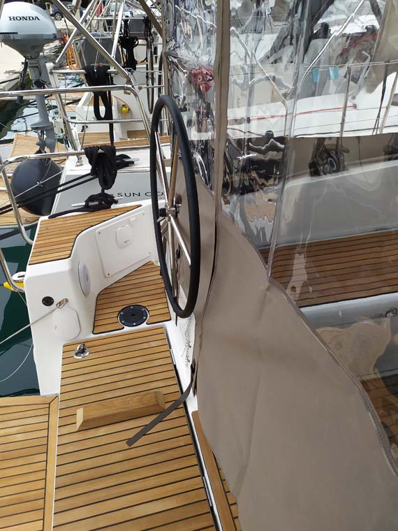 Sun Odyssey 380 - 3 cab. — photo 3