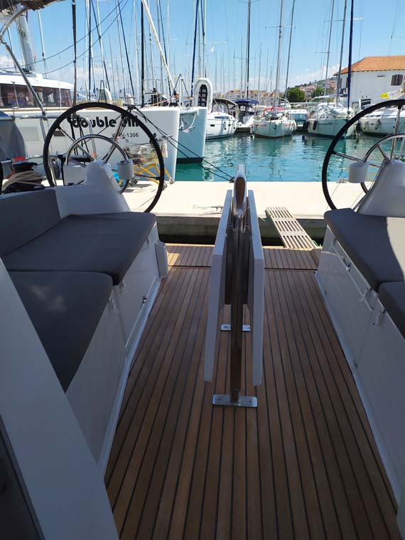 Sun Odyssey 380 - 3 cab. — photo 5