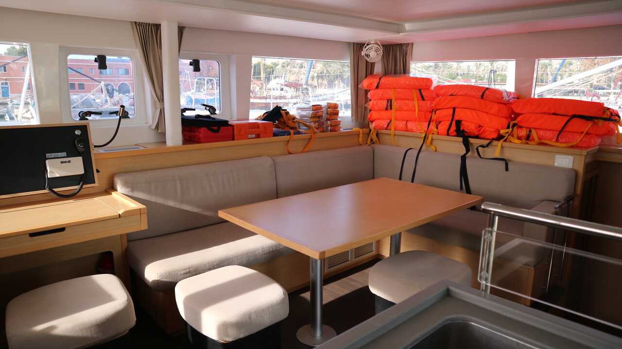 Lagoon 450 - 4 + 2 cab. — photo 16