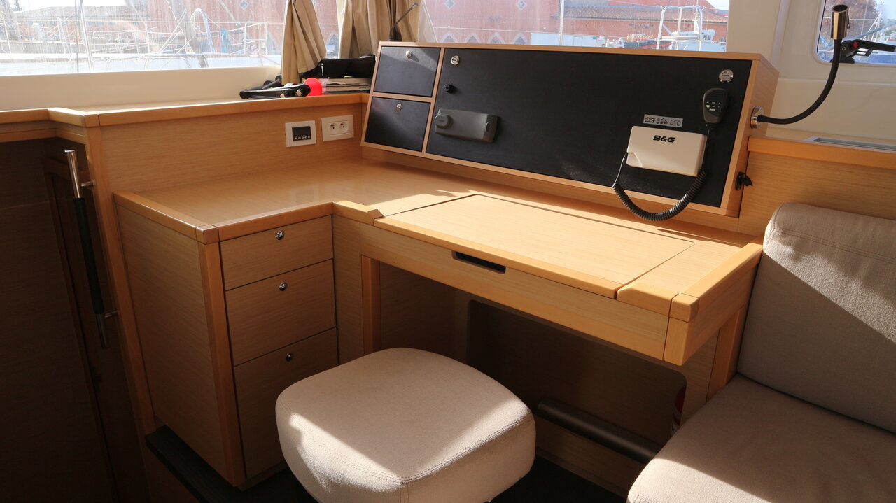 Lagoon 450 - 4 + 2 cab. — photo 20